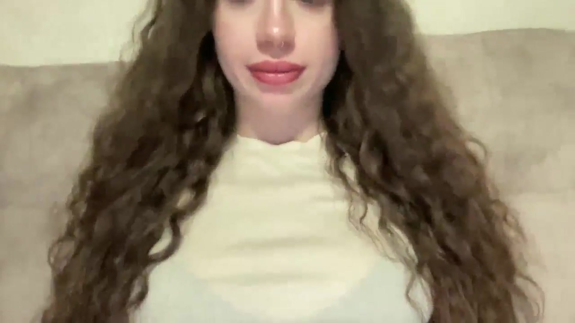 Gallery image thumbnail from CurlyDream's myfreecams stream on, 03/28/2026, 17:47 image 11 of 20
