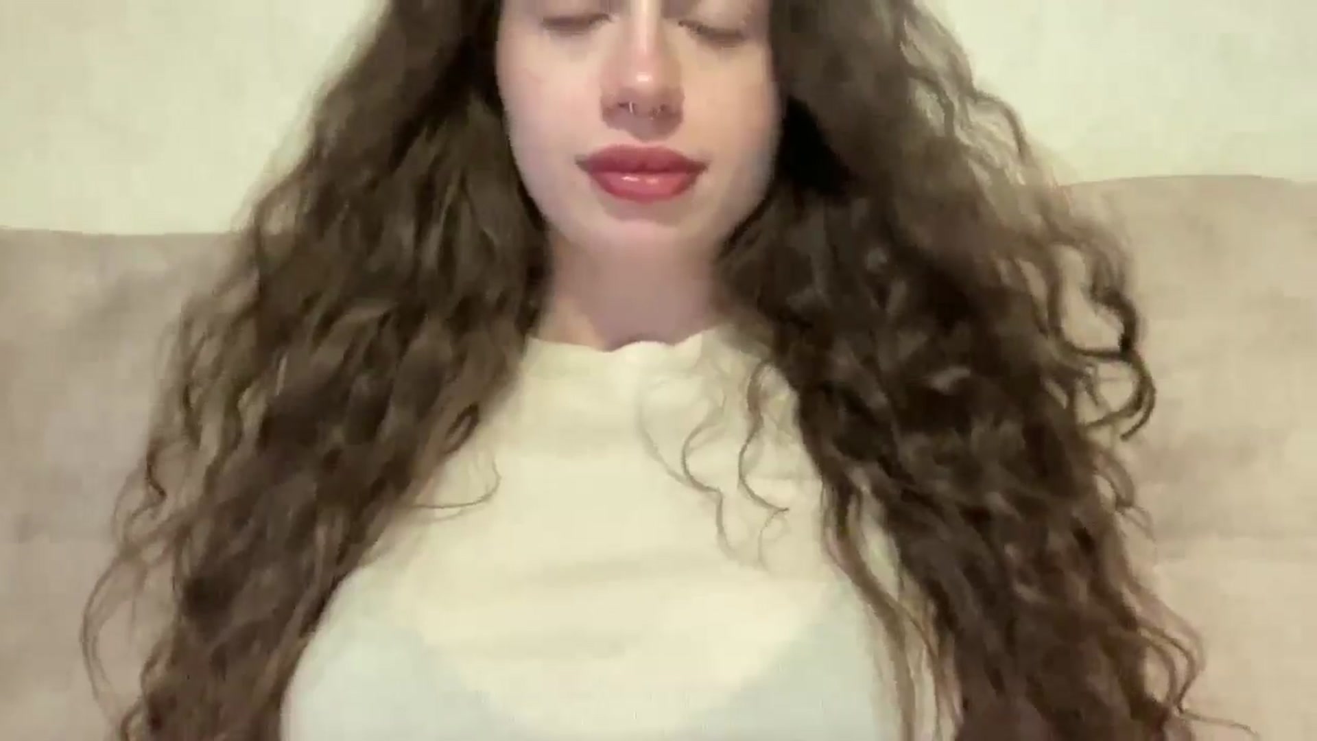 Gallery image thumbnail from CurlyDream's myfreecams stream on, 03/28/2026, 17:47 image 7 of 20