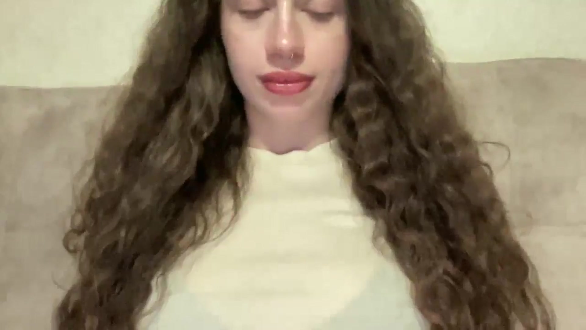 Gallery image thumbnail from CurlyDream's myfreecams stream on, 03/28/2026, 17:47 image 10 of 20