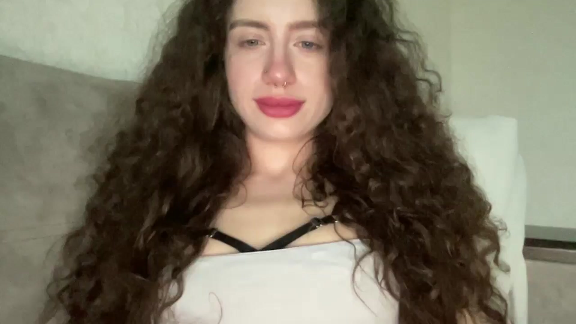 Gallery image thumbnail from CurlyDream's myfreecams stream on, 03/31/2026, 15:31 image 1 of 20