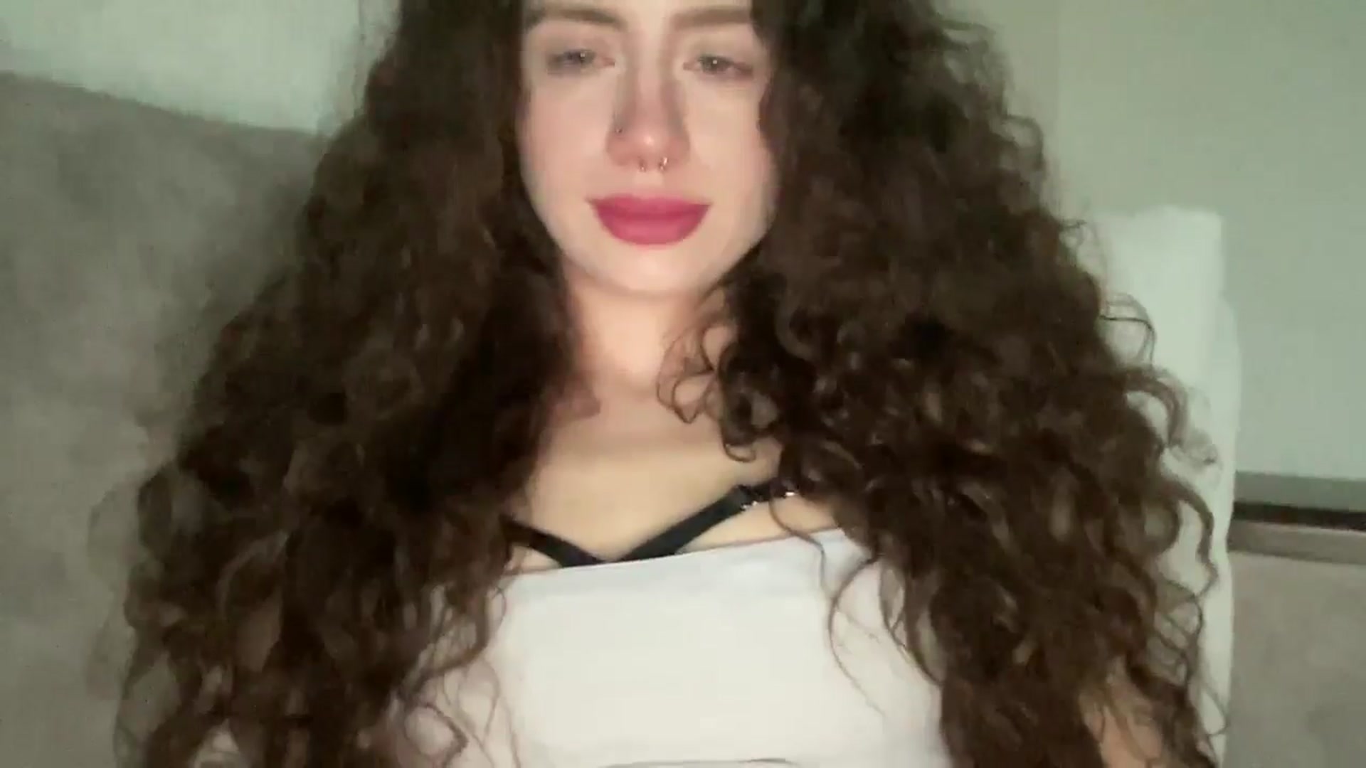 Gallery image thumbnail from CurlyDream's myfreecams stream on, 03/31/2026, 15:31 image 4 of 20