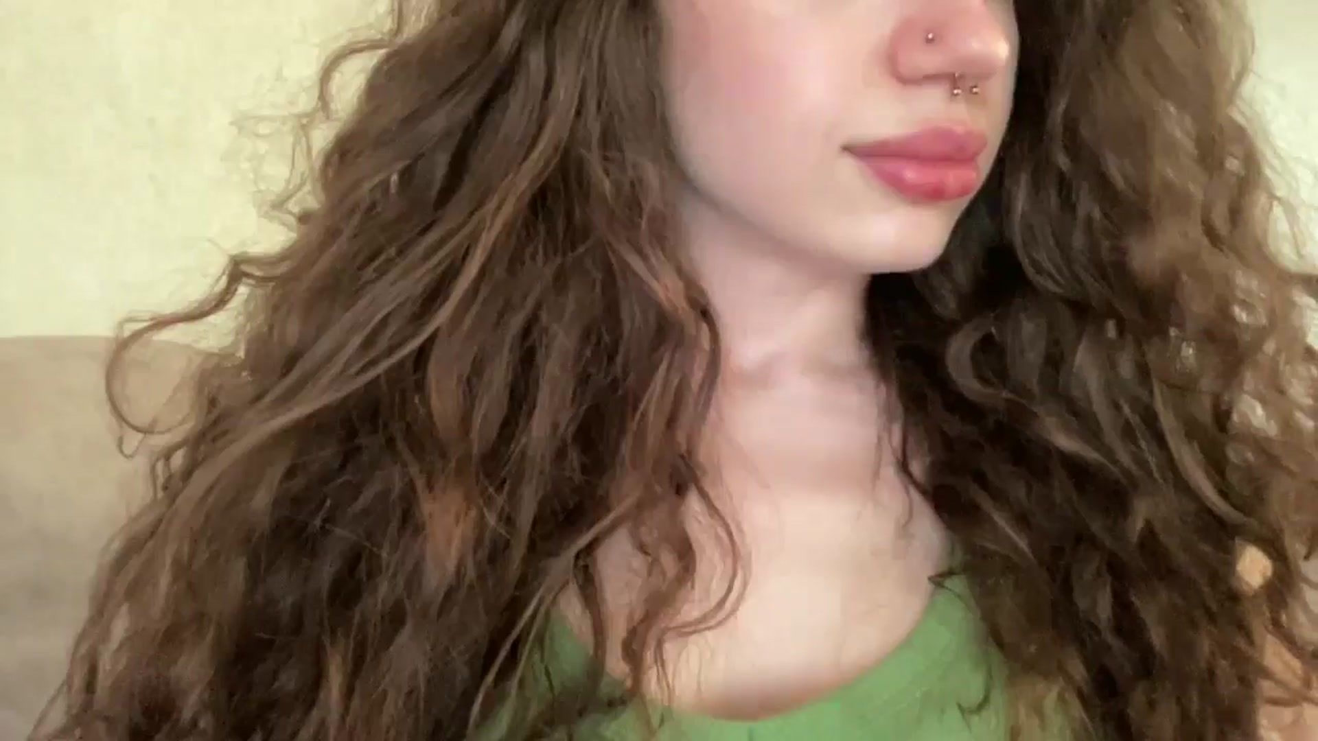 Gallery image thumbnail from CurlyDream's myfreecams stream on, 04/12/2026, 17:11 image 10 of 20