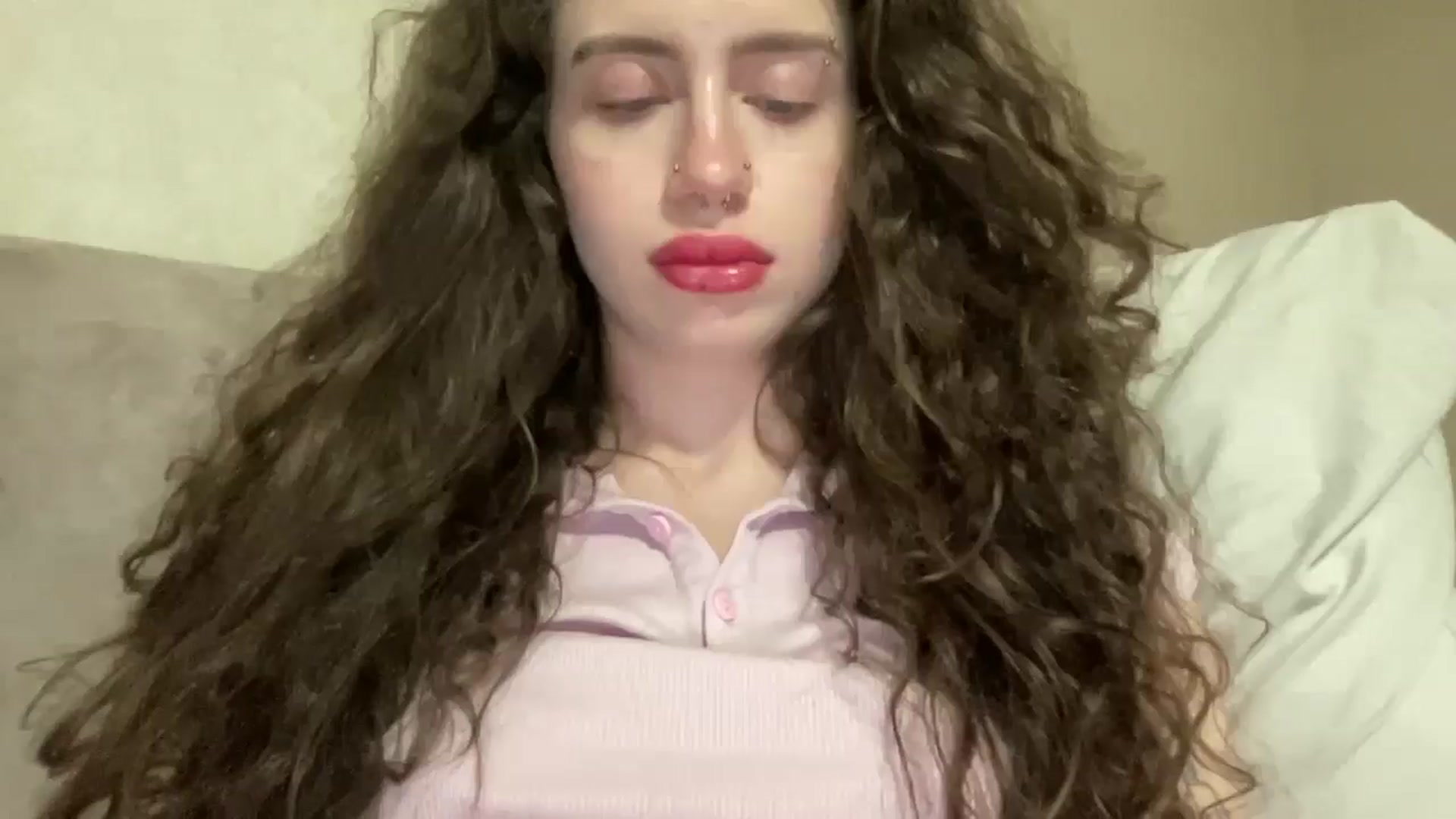 Gallery image thumbnail from CurlyDream's myfreecams stream on, 04/15/2026, 17:29 image 7 of 20