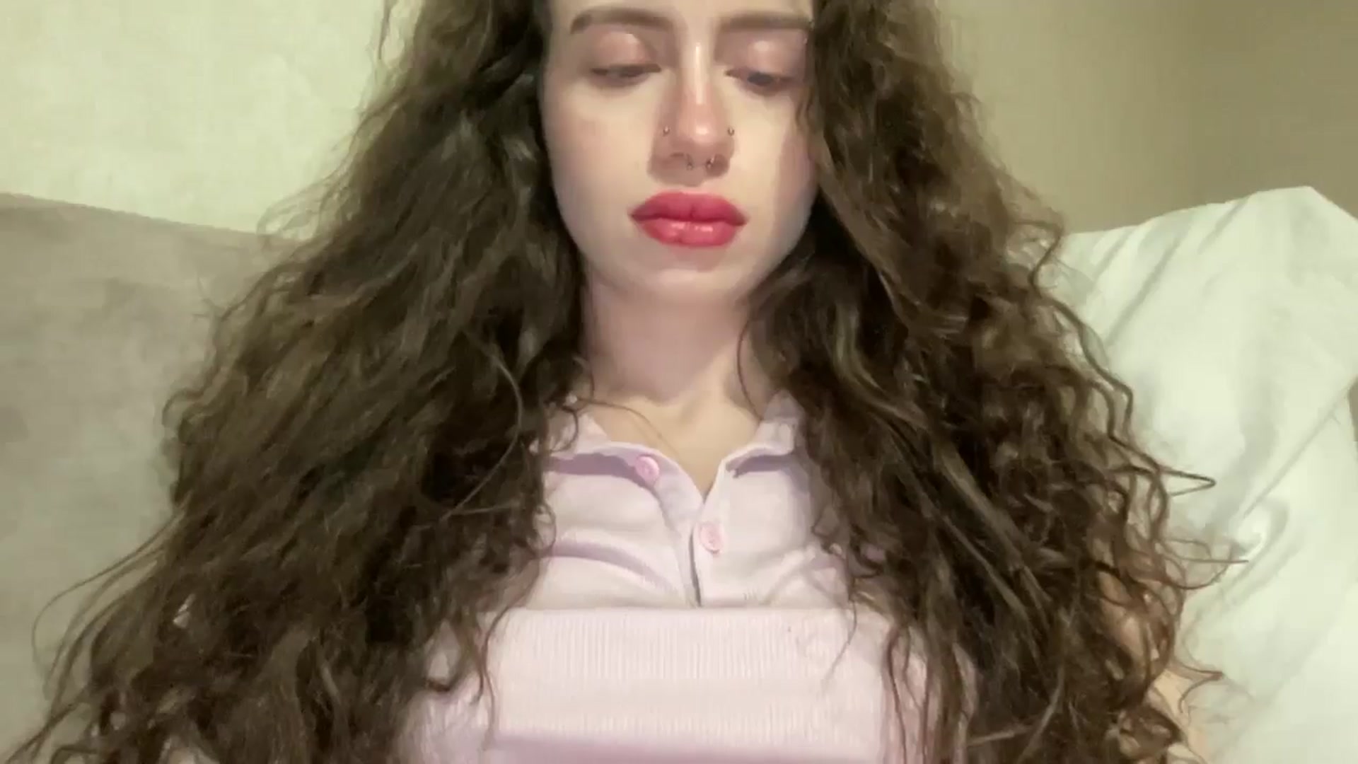 Gallery image thumbnail from CurlyDream's myfreecams stream on, 04/15/2026, 17:29 image 3 of 20