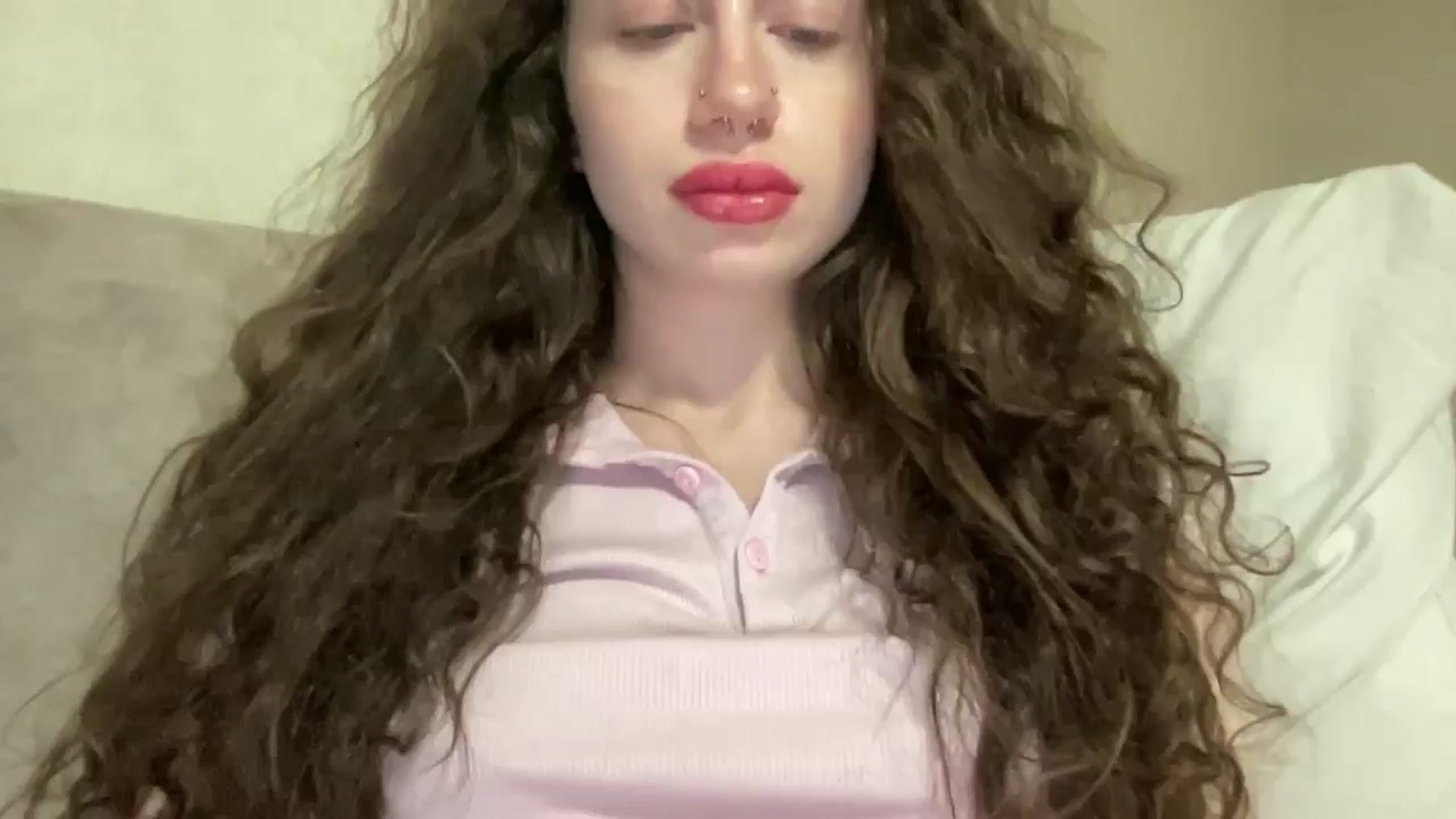 Gallery image thumbnail from CurlyDream's myfreecams stream on, 04/15/2026, 17:29 image 1 of 20