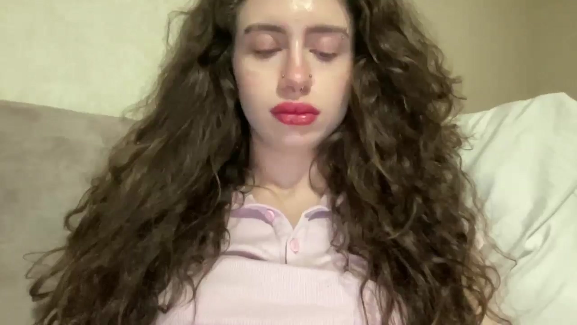Gallery image thumbnail from CurlyDream's myfreecams stream on, 04/15/2026, 17:29 image 6 of 20