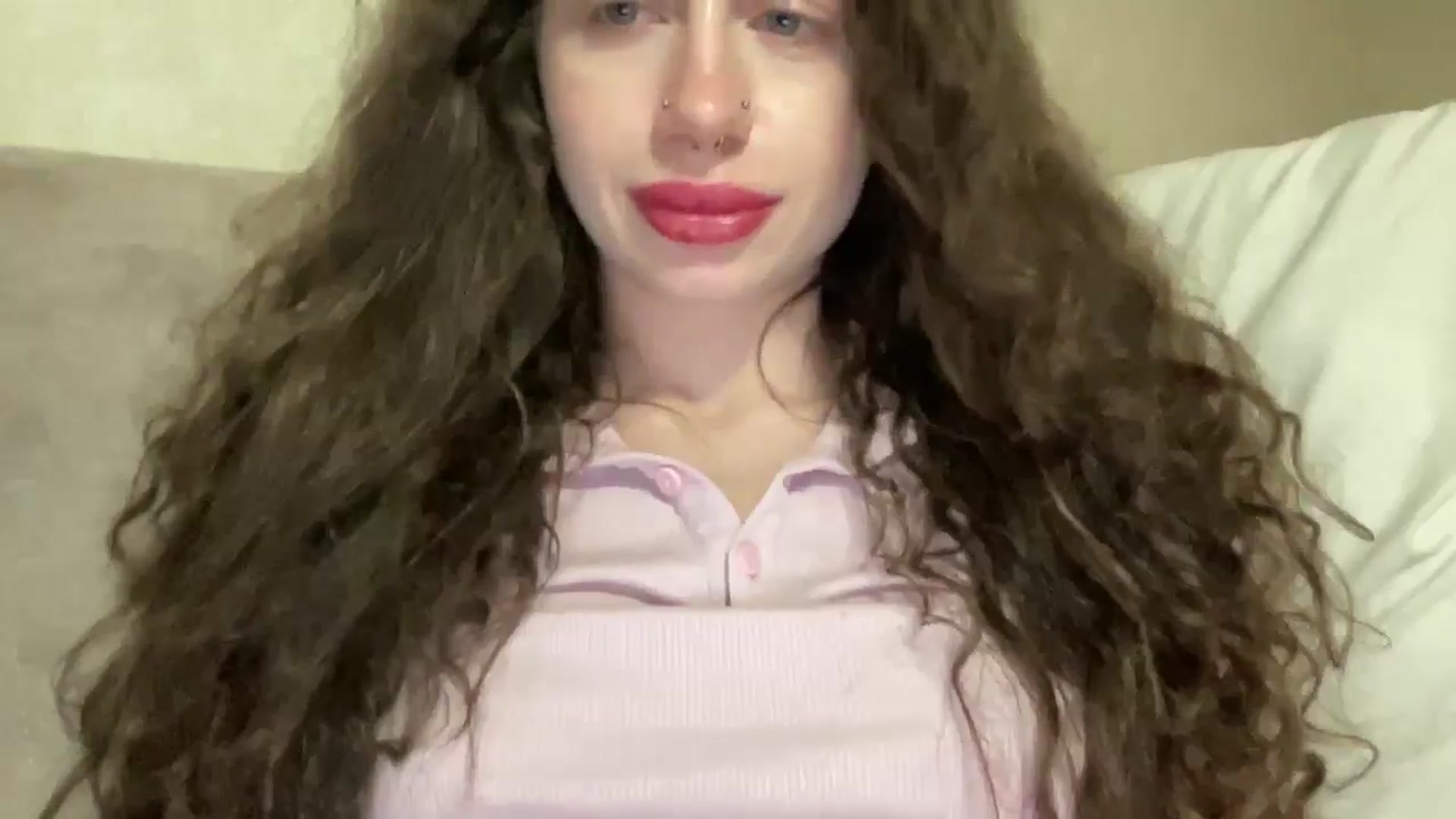 Gallery image thumbnail from CurlyDream's myfreecams stream on, 04/15/2026, 17:29 image 8 of 20