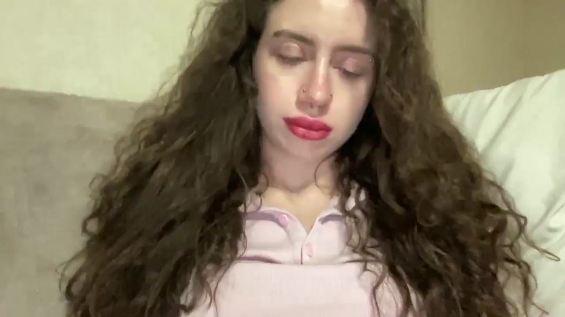 Gallery image thumbnail from CurlyDream's myfreecams stream on, 04/15/2026, 17:29 image 14 of 20