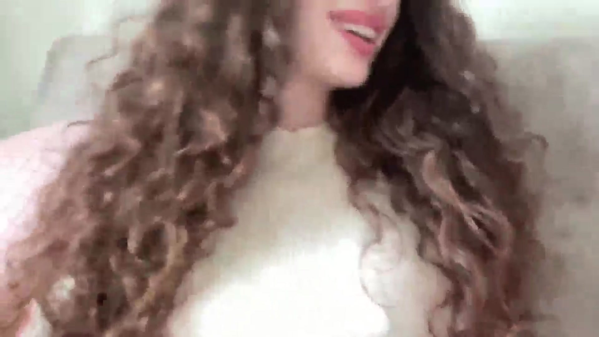 Gallery image thumbnail from CurlyDream's myfreecams stream on, 04/18/2026, 10:15 image 17 of 20