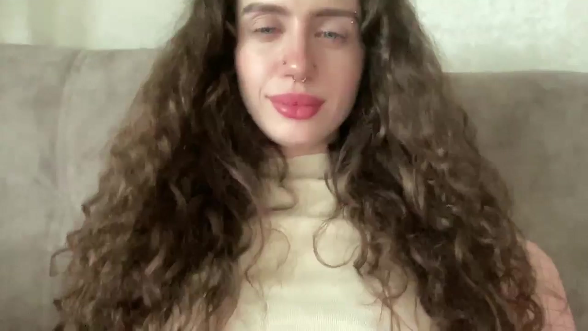 Gallery image thumbnail from CurlyDream's myfreecams stream on, 04/18/2026, 12:11 image 11 of 20