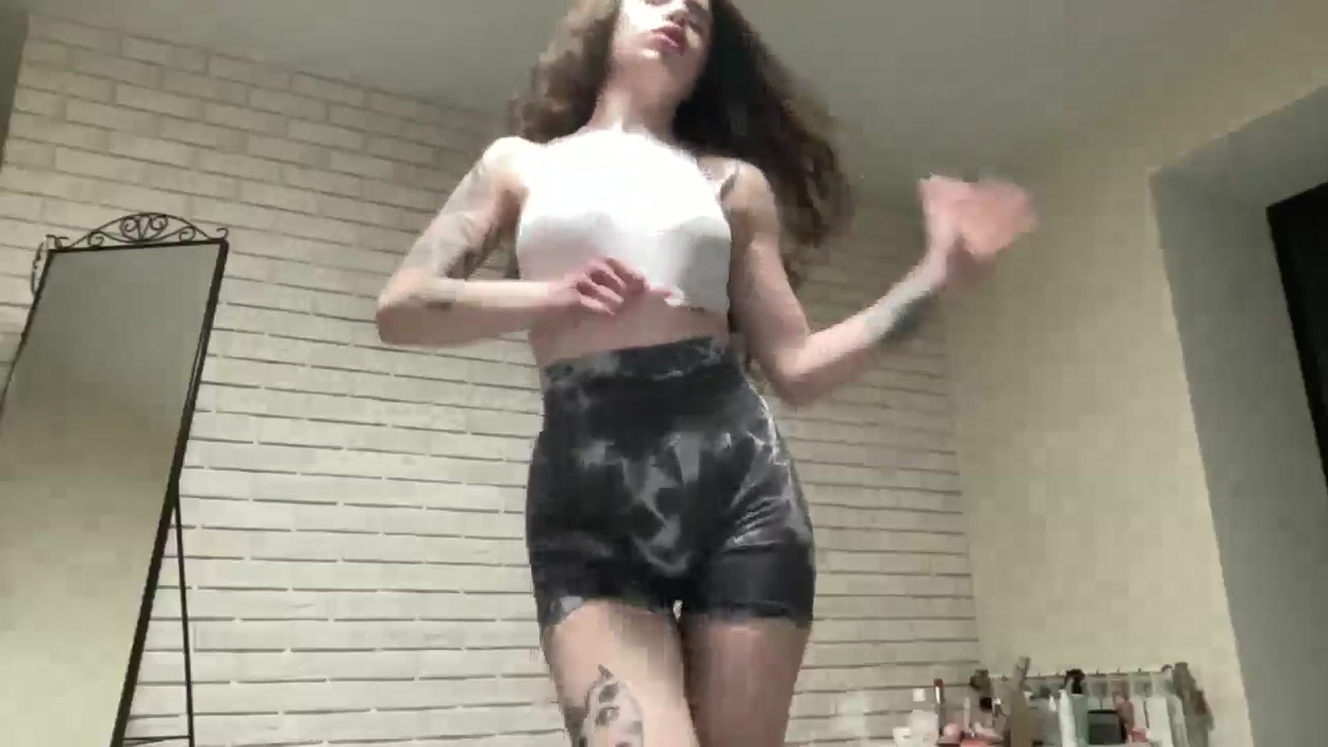 Gallery image thumbnail from CurlyDream's myfreecams stream on, 04/23/2026, 19:09 image 10 of 20