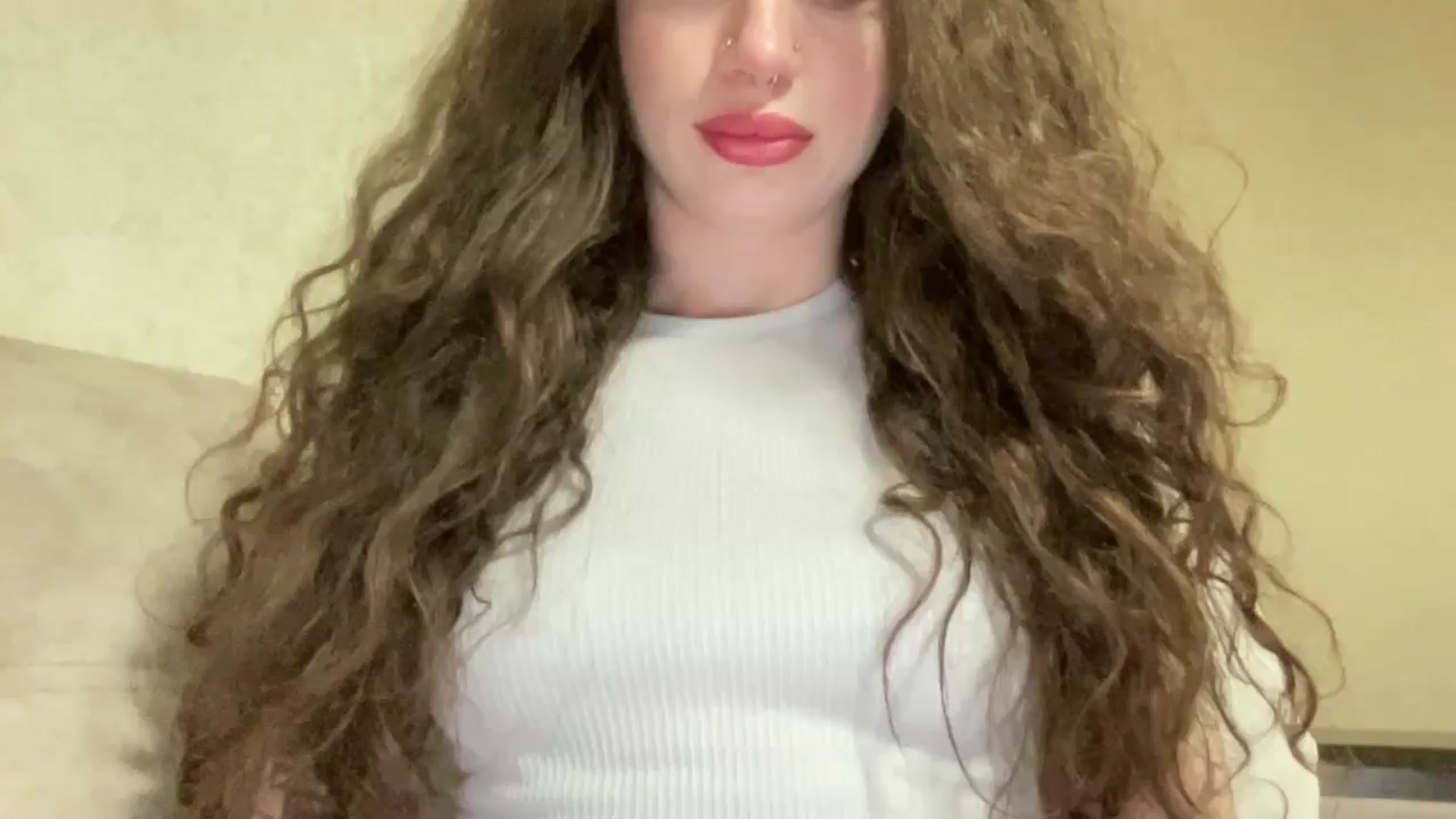 Gallery image thumbnail from CurlyDream's myfreecams stream on, 04/23/2026, 19:09 image 16 of 20