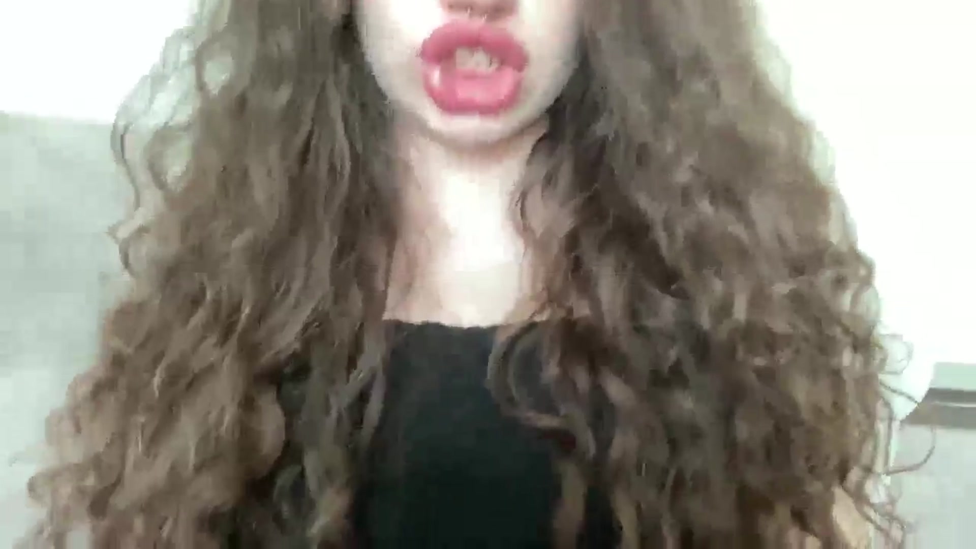 Gallery image thumbnail from CurlyDream's myfreecams stream on, 04/29/2026, 11:47 image 14 of 20