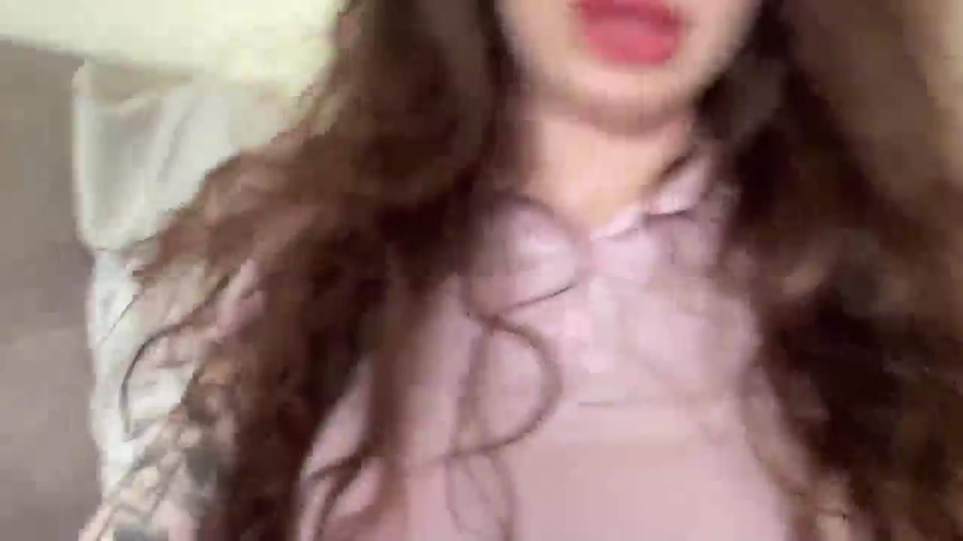 Gallery image thumbnail from CurlyDream's myfreecams stream on, 05/05/2026, 16:51 image 8 of 20