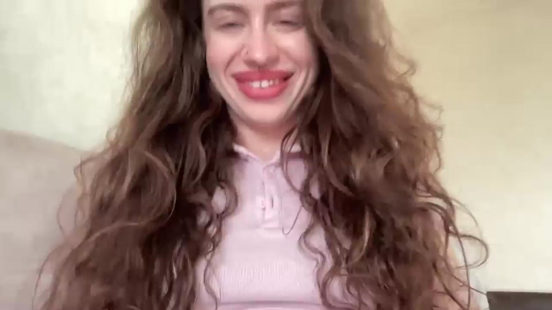 Gallery image thumbnail from CurlyDream's myfreecams stream on, 05/05/2026, 16:51 image 1 of 20