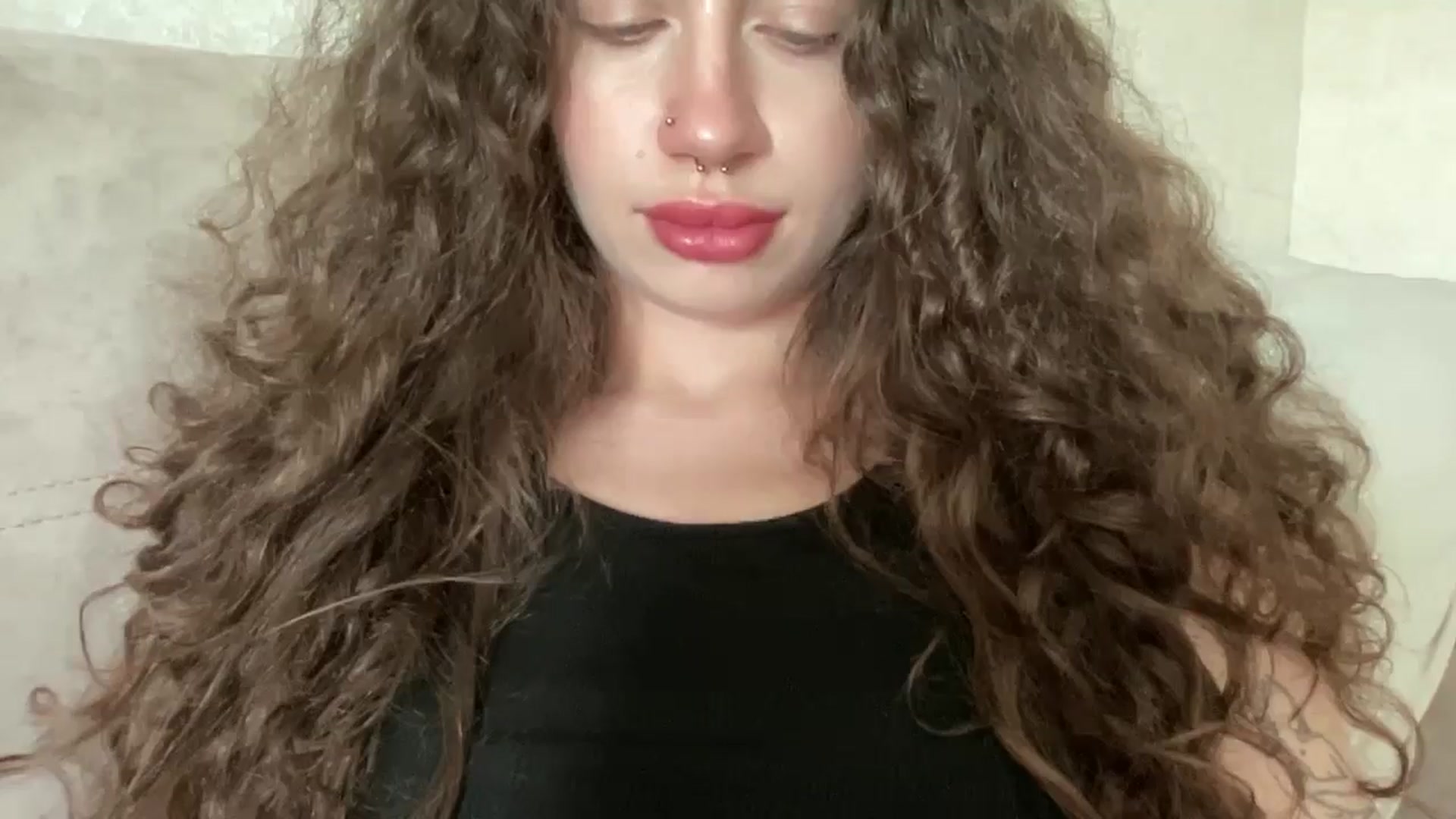 Gallery image thumbnail from CurlyDream's myfreecams stream on, 05/10/2026, 11:52 image 5 of 20