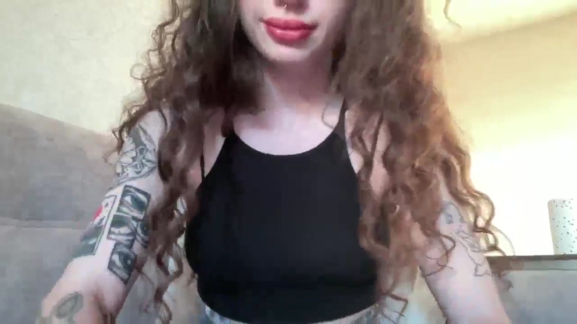 Gallery image thumbnail from CurlyDream's myfreecams stream on, 05/10/2026, 17:53 image 2 of 20