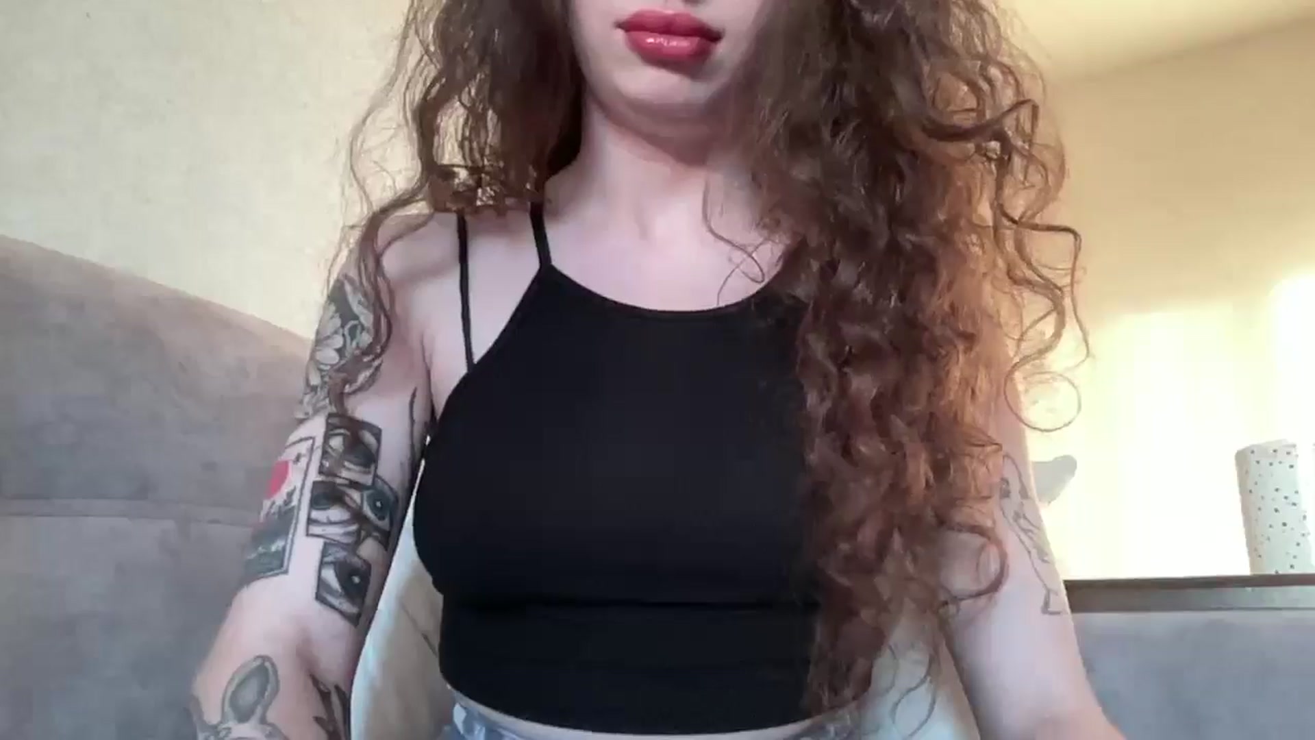 Gallery image thumbnail from CurlyDream's myfreecams stream on, 05/10/2026, 17:53 image 4 of 20