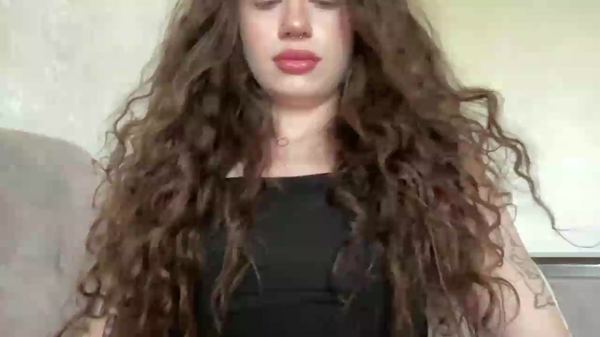 Gallery image thumbnail from CurlyDream's myfreecams stream on, 05/18/2026, 08:30 image 4 of 20