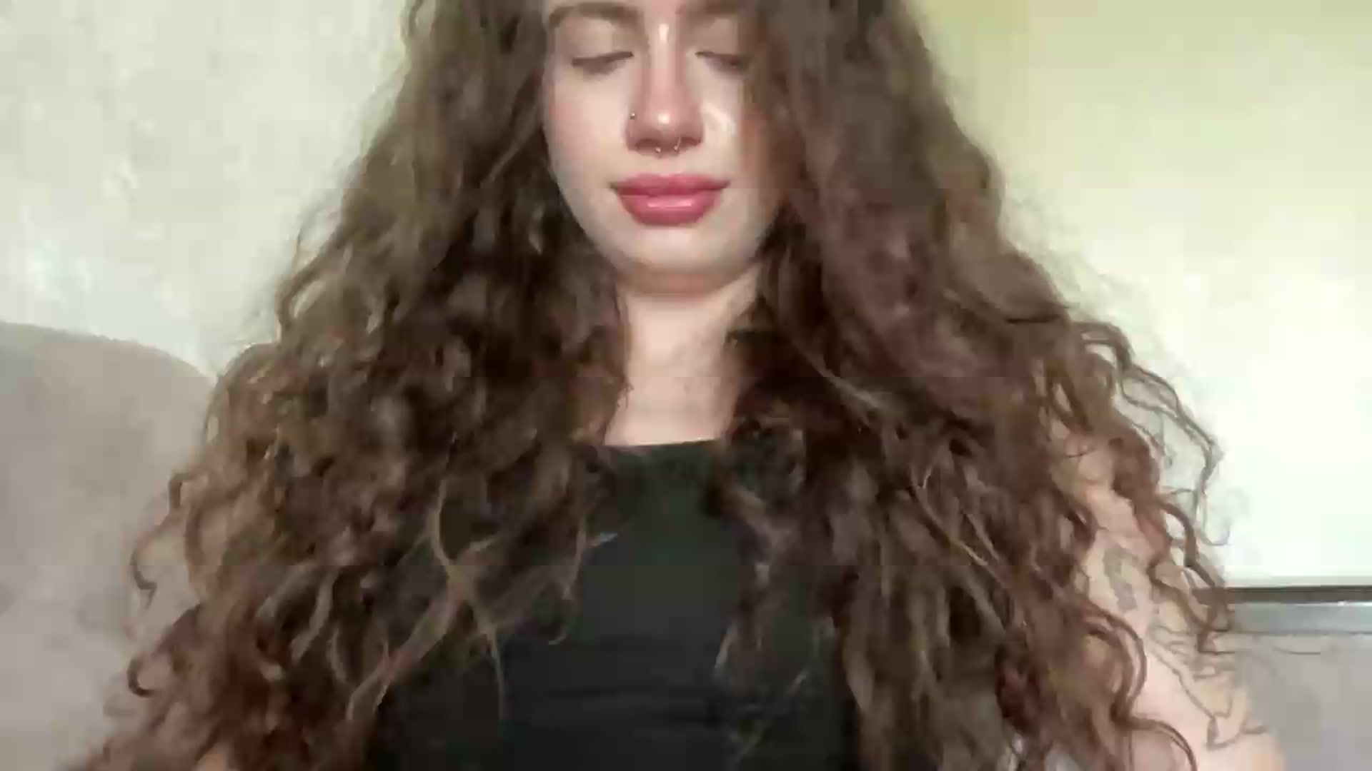 Gallery image thumbnail from CurlyDream's myfreecams stream on, 05/18/2026, 08:30 image 10 of 20