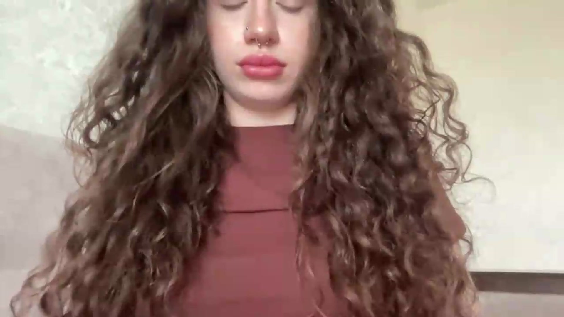 Gallery image thumbnail from CurlyDream's myfreecams stream on, 05/27/2026, 10:52 image 18 of 20
