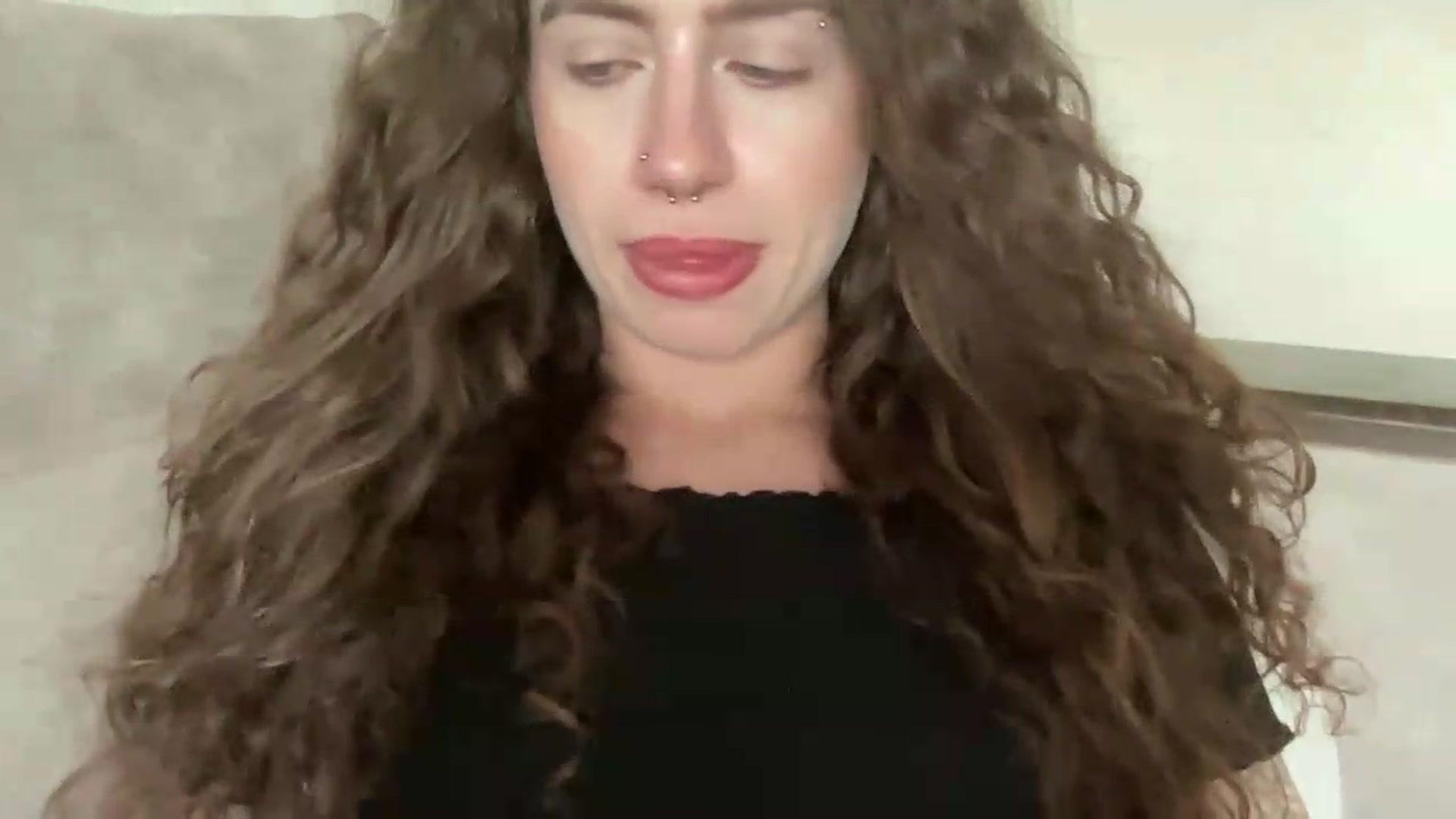 Gallery image thumbnail from CurlyDream's myfreecams stream on, 06/08/2026, 12:45 image 2 of 20