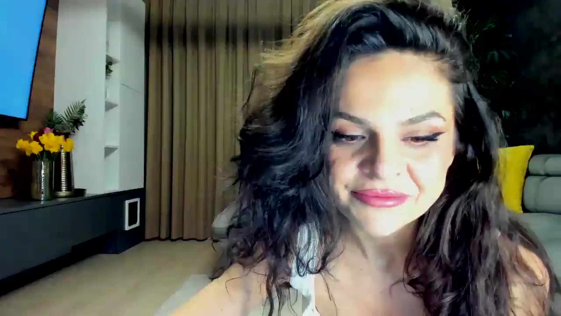Gallery image thumbnail from CurlyTrouble's myfreecams stream on, 04/25/2026, 22:46 image 18 of 20