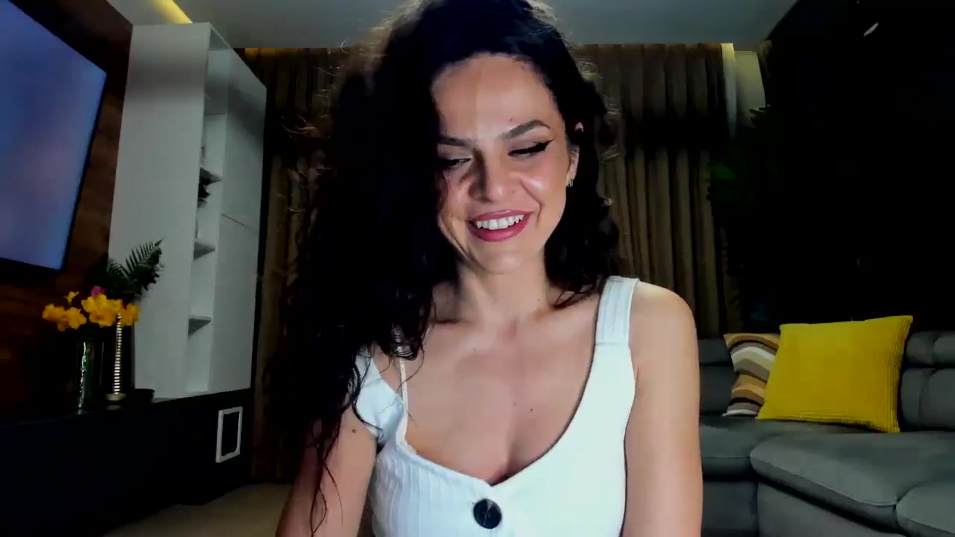 Gallery image thumbnail from CurlyTrouble's myfreecams stream on, 04/25/2026, 22:46 image 13 of 20