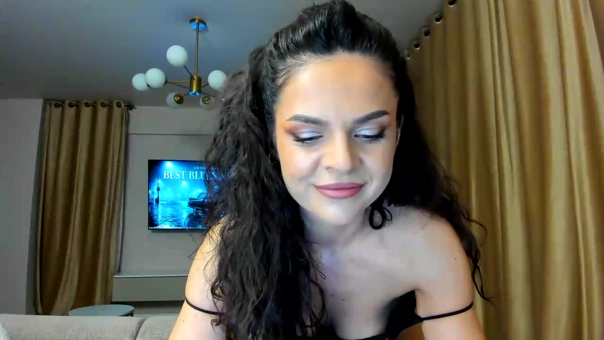 Gallery image thumbnail from CurlyTrouble's myfreecams stream on, 05/17/2026, 23:04 image 20 of 20