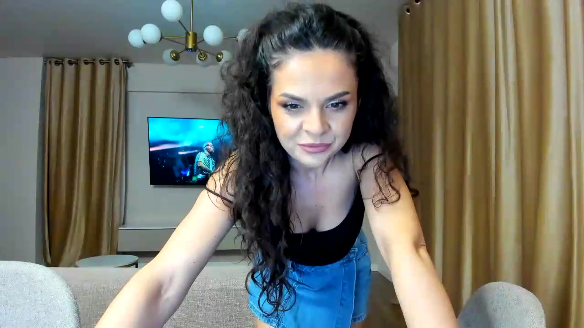 Gallery image thumbnail from CurlyTrouble's myfreecams stream on, 05/17/2026, 23:04 image 11 of 20