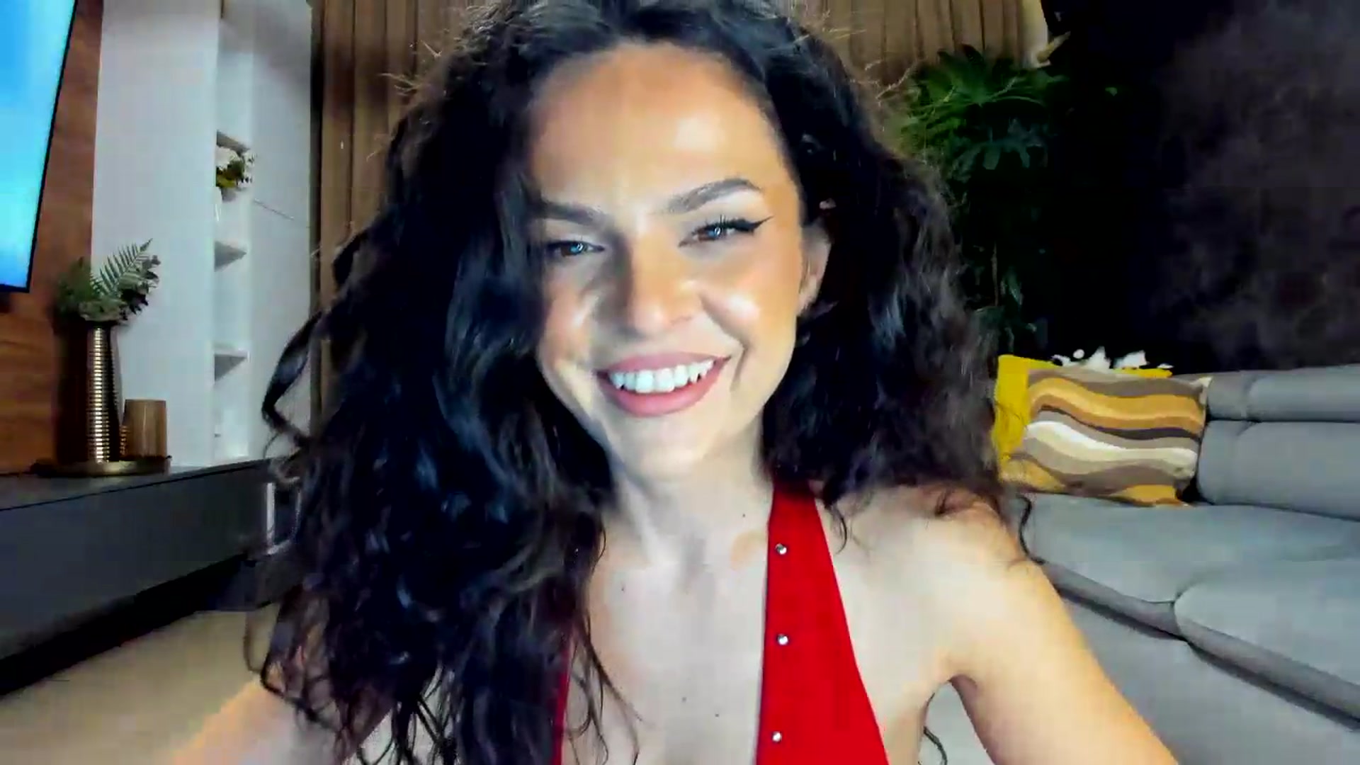 Gallery image thumbnail from CurlyTrouble's myfreecams stream on, 05/20/2026, 20:28 image 10 of 20