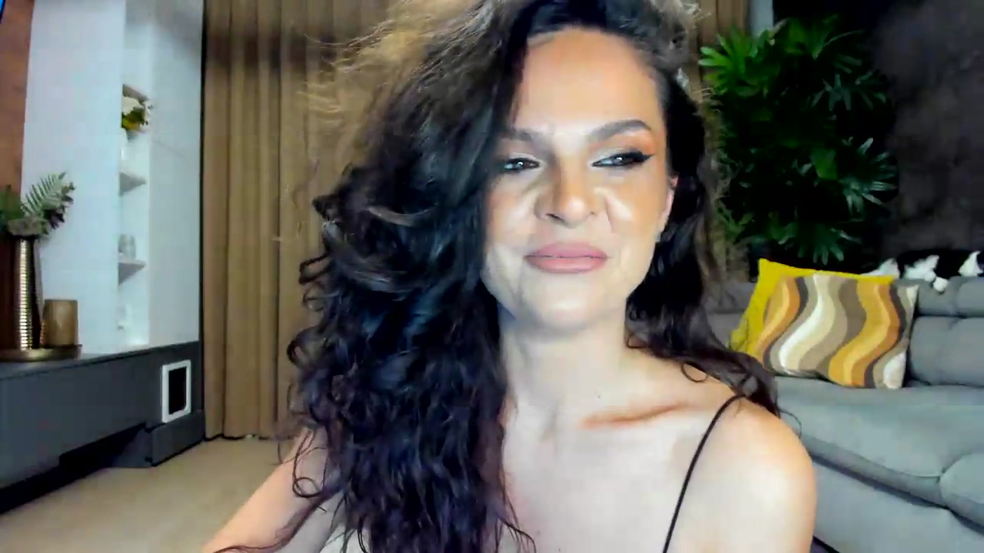 Gallery image thumbnail from CurlyTrouble's myfreecams stream on, 05/27/2026, 23:05 image 7 of 20