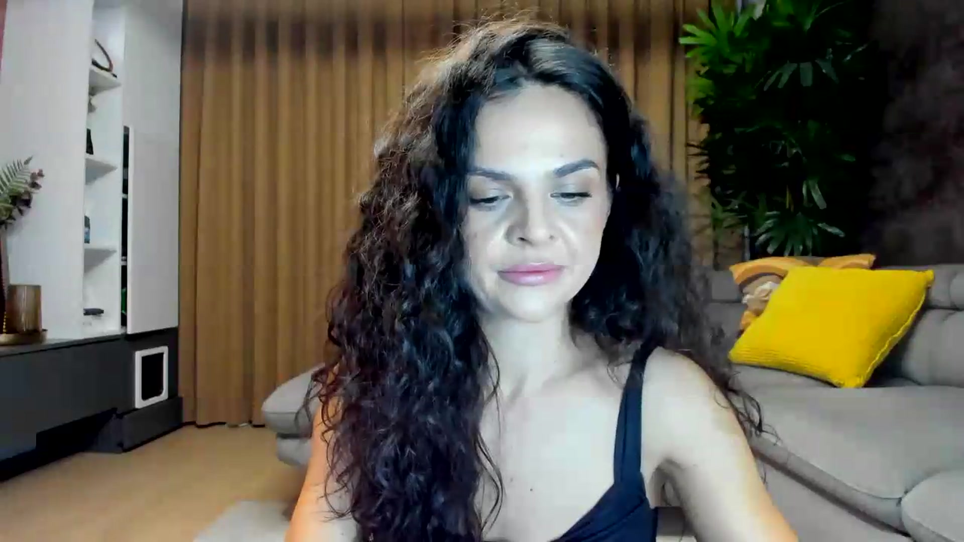 Gallery image thumbnail from CurlyTrouble's myfreecams stream on, 06/21/2026, 24:27 image 20 of 20