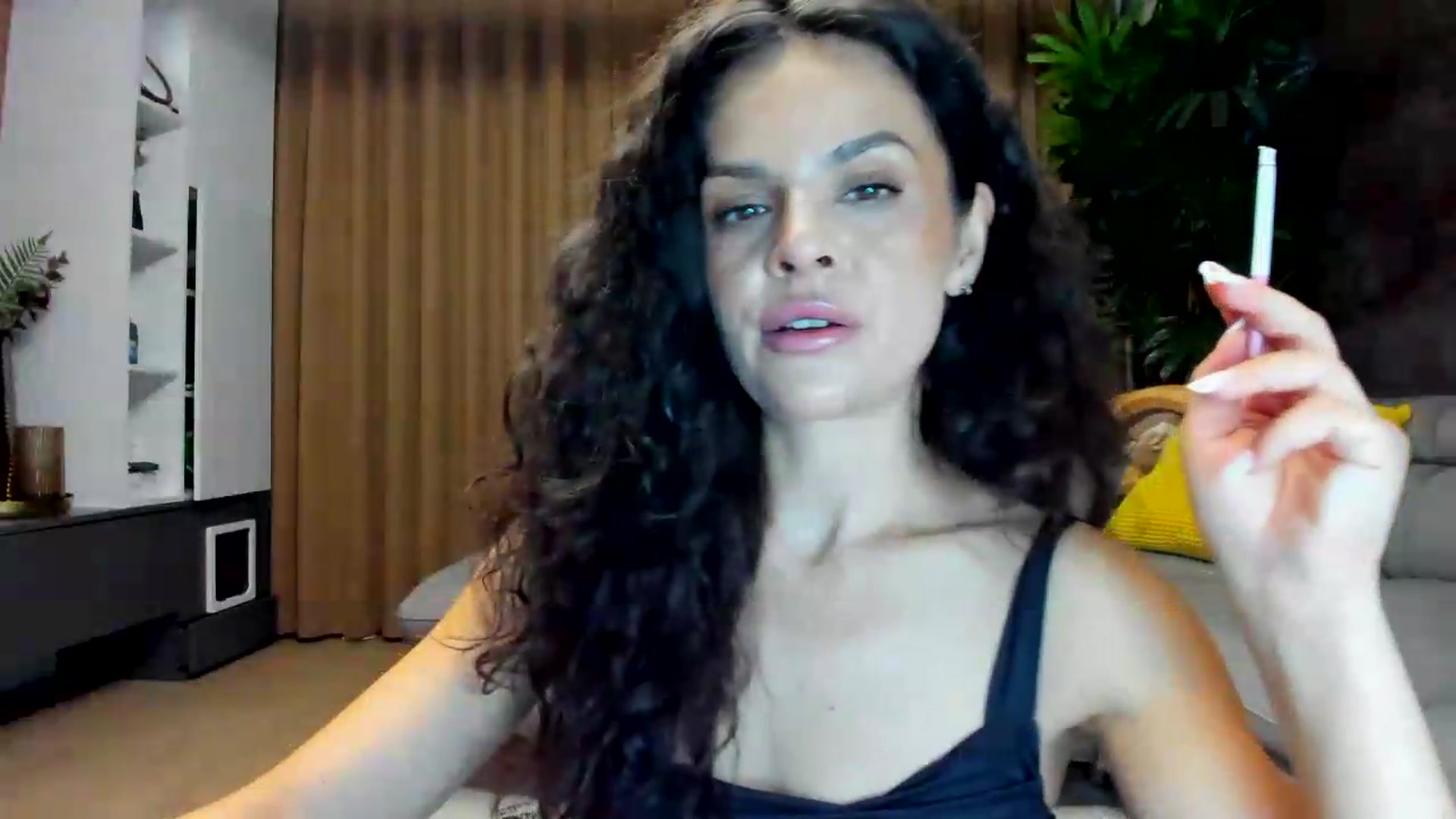 Gallery image thumbnail from CurlyTrouble's myfreecams stream on, 06/21/2026, 24:27 image 12 of 20