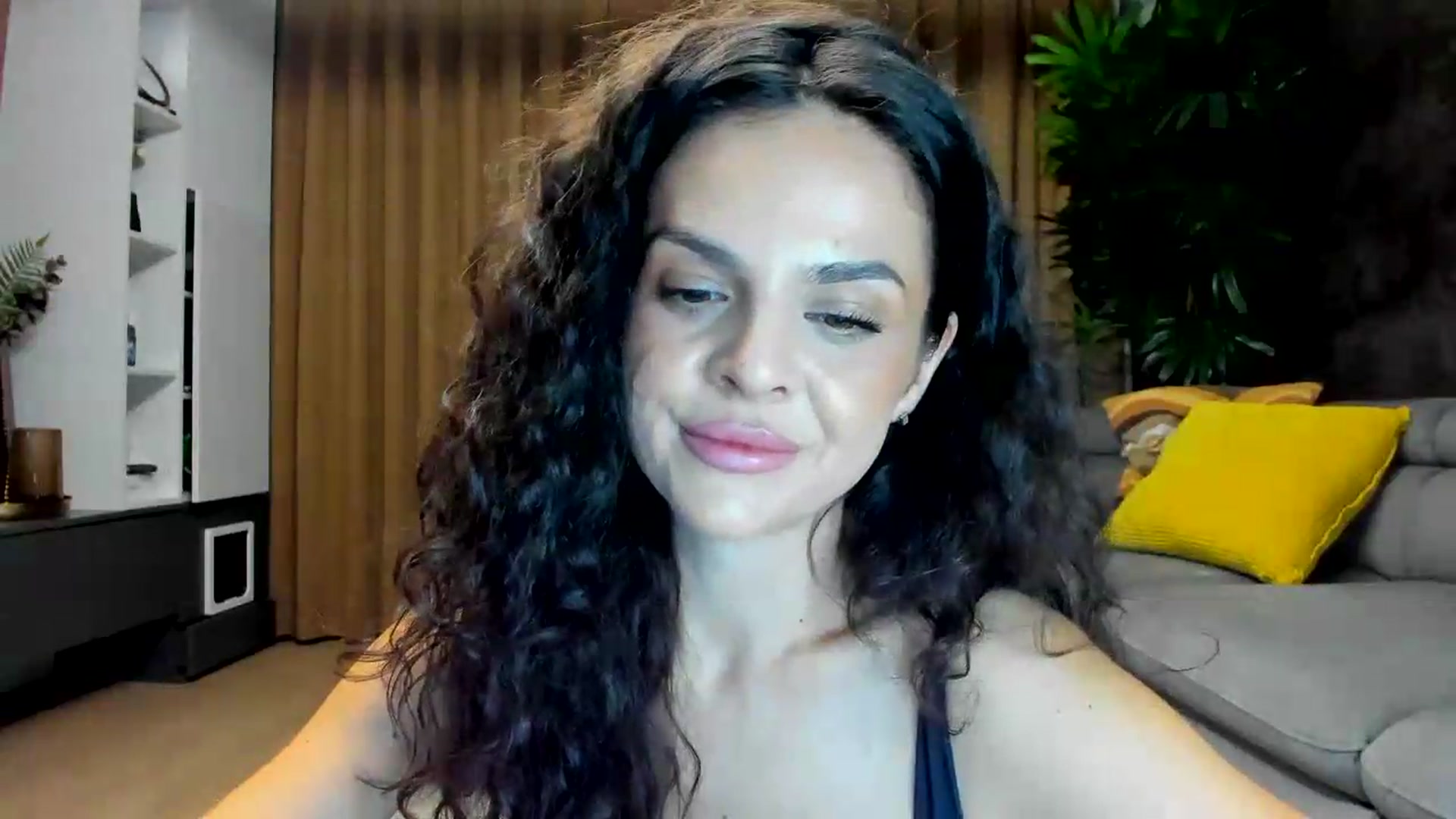 Gallery image thumbnail from CurlyTrouble's myfreecams stream on, 06/21/2026, 24:27 image 5 of 20