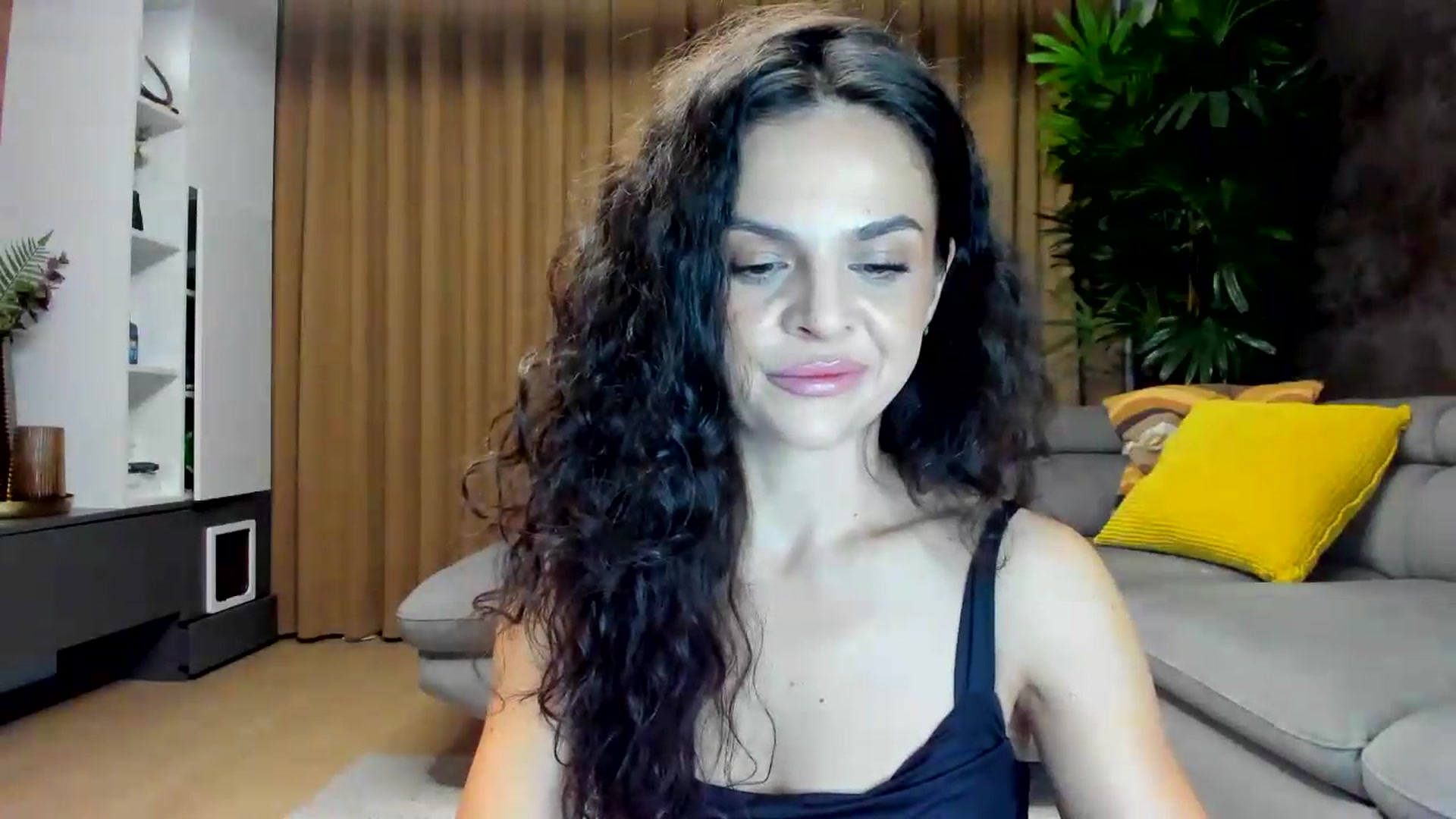 Gallery image thumbnail from CurlyTrouble's myfreecams stream on, 06/21/2026, 24:27 image 3 of 20