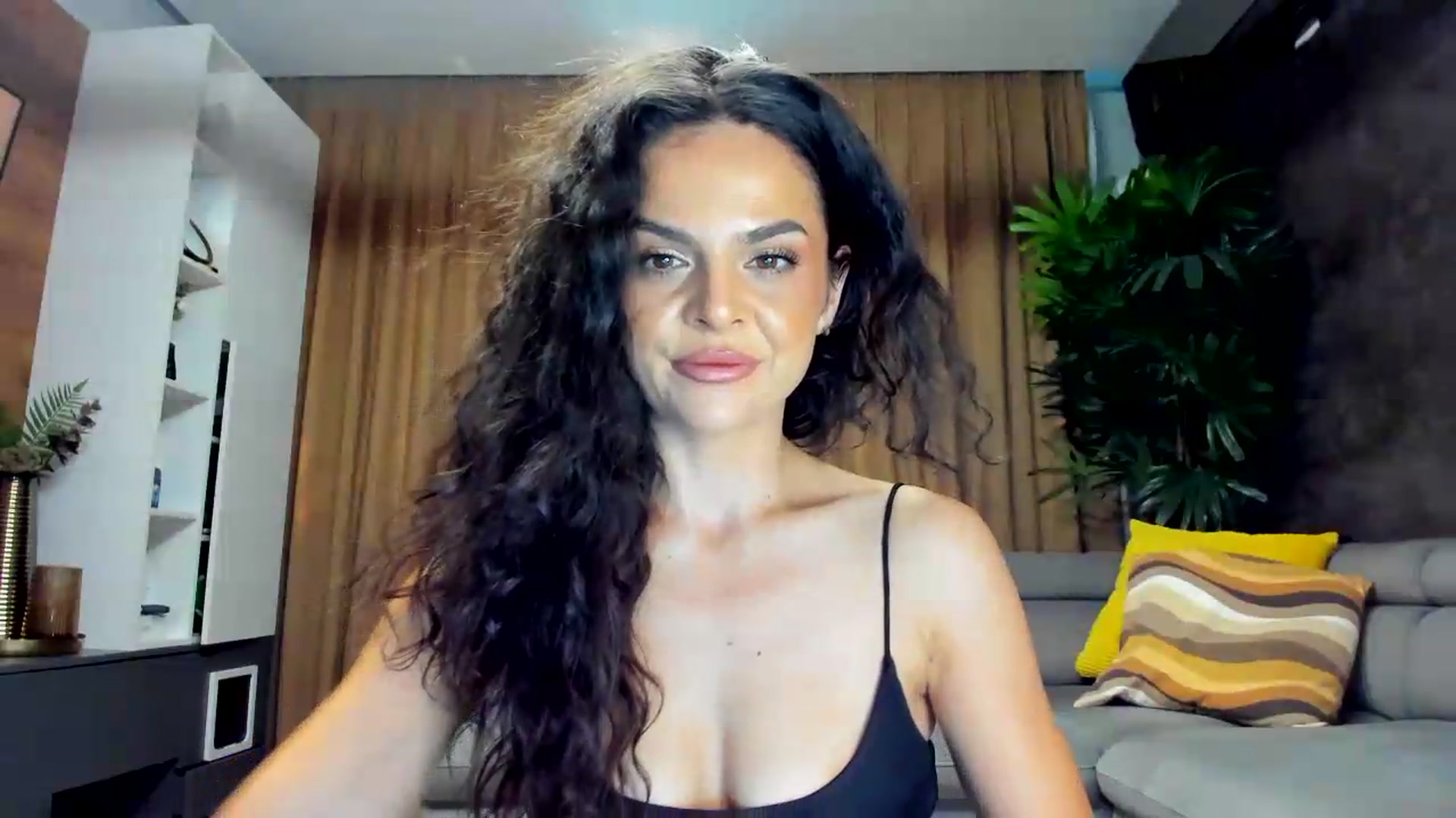 Gallery image thumbnail from CurlyTrouble's myfreecams stream on, 06/21/2026, 14:51 image 6 of 20