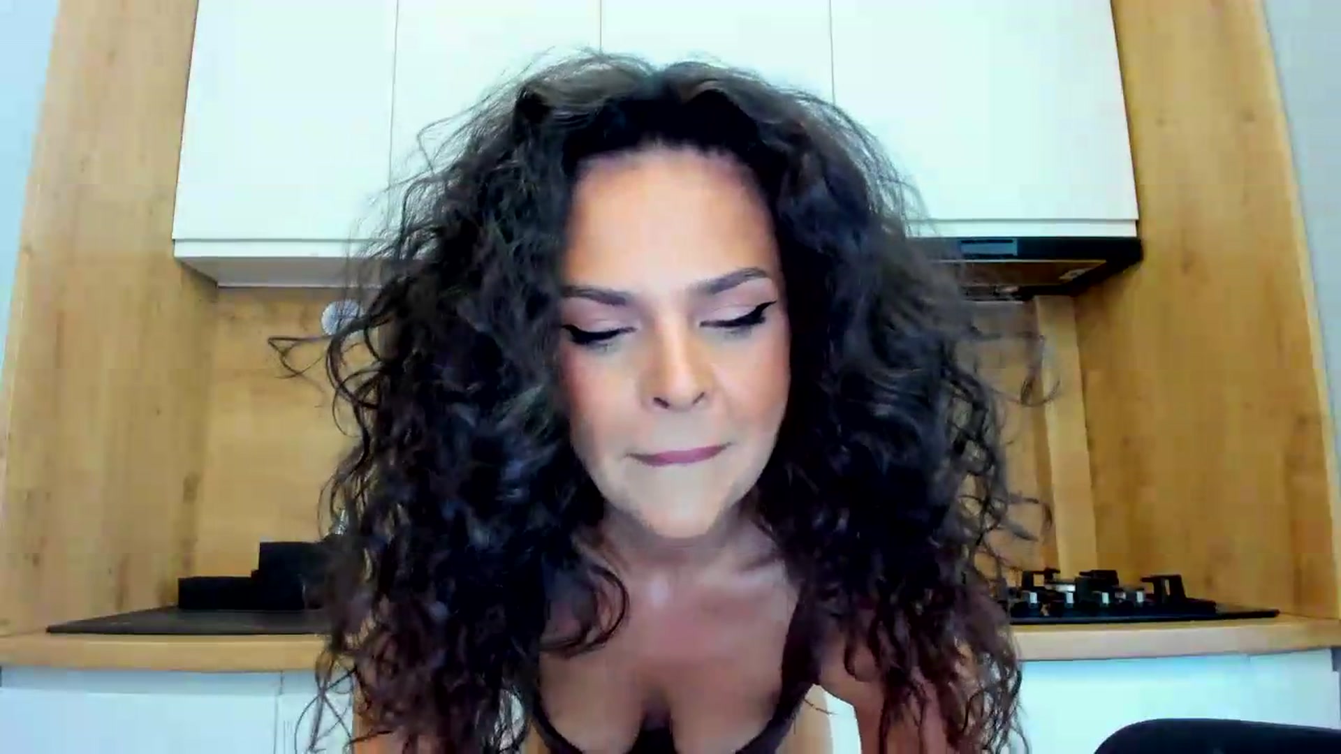Gallery image thumbnail from CurlyTrouble's myfreecams stream on, 08/17/2026, 12:49 image 5 of 20