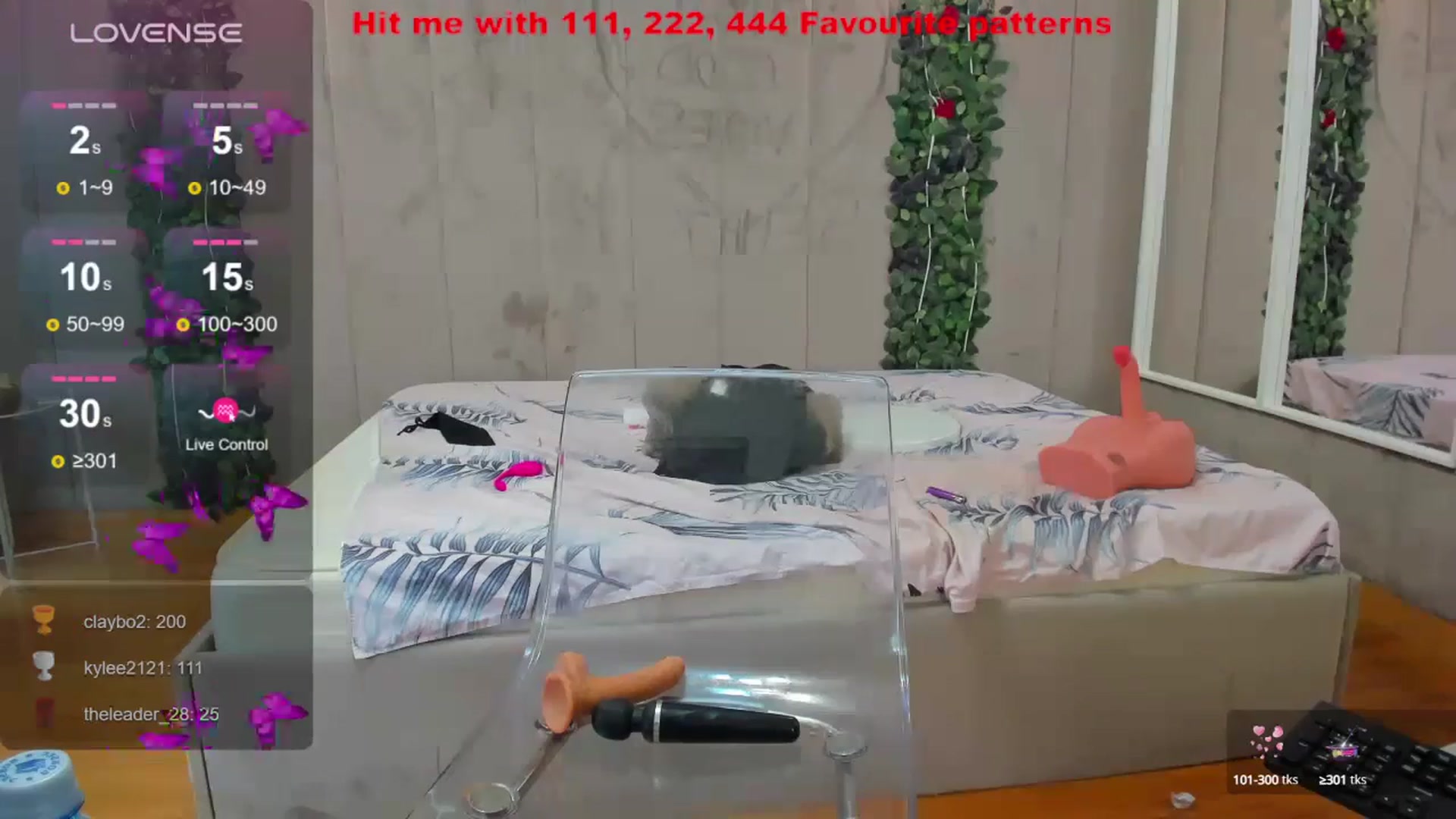 Gallery image thumbnail from Curly_Candace's myfreecams stream on, 06/14/2024, 12:53 image 17 of 20