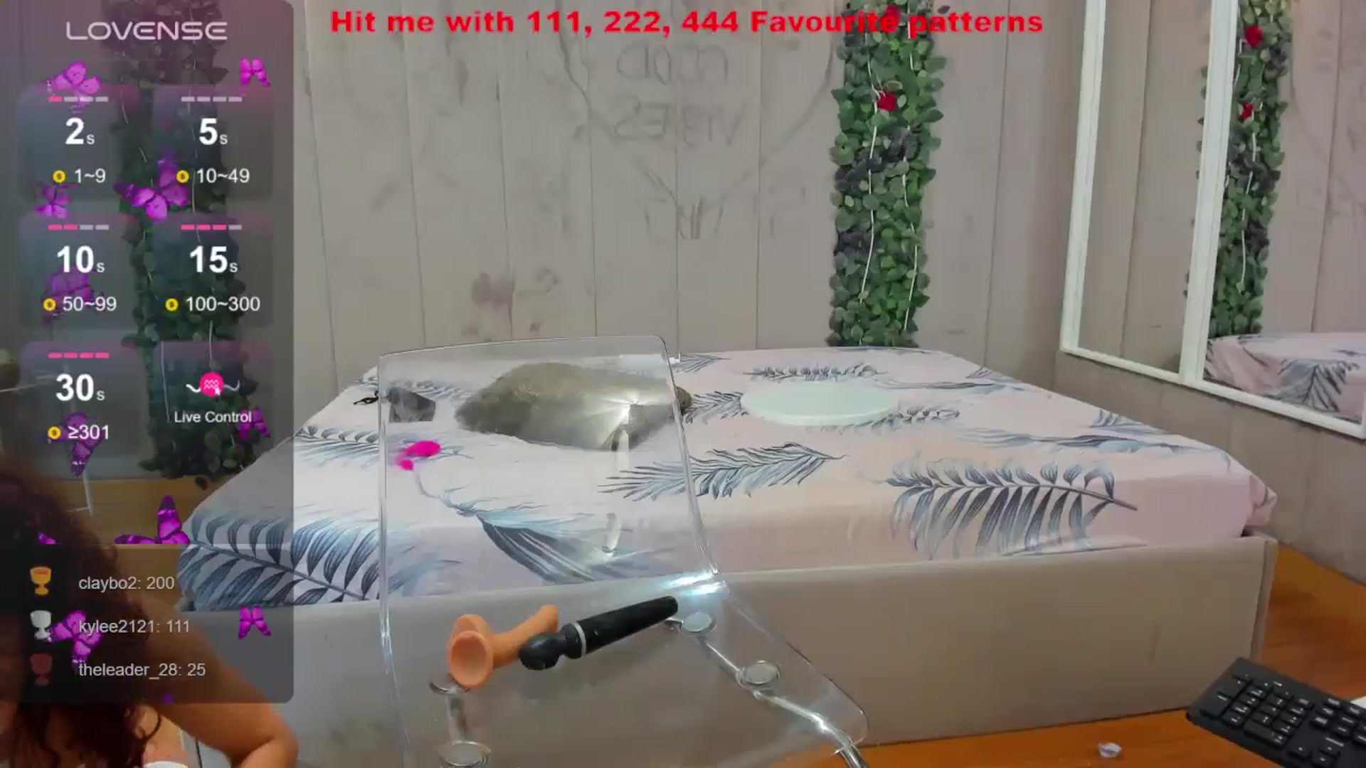 Gallery image thumbnail from Curly_Candace's myfreecams stream on, 06/14/2024, 12:53 image 18 of 20