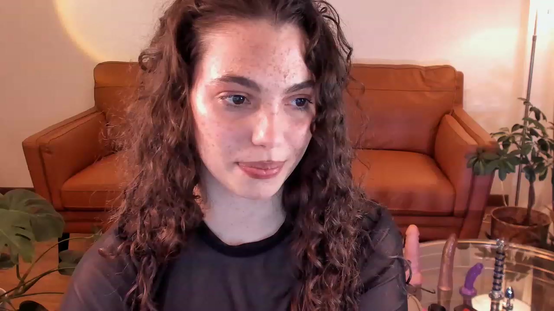 Gallery image thumbnail from Curly_charli's myfreecams stream on, 11/19/2022, 24:10 image 17 of 20