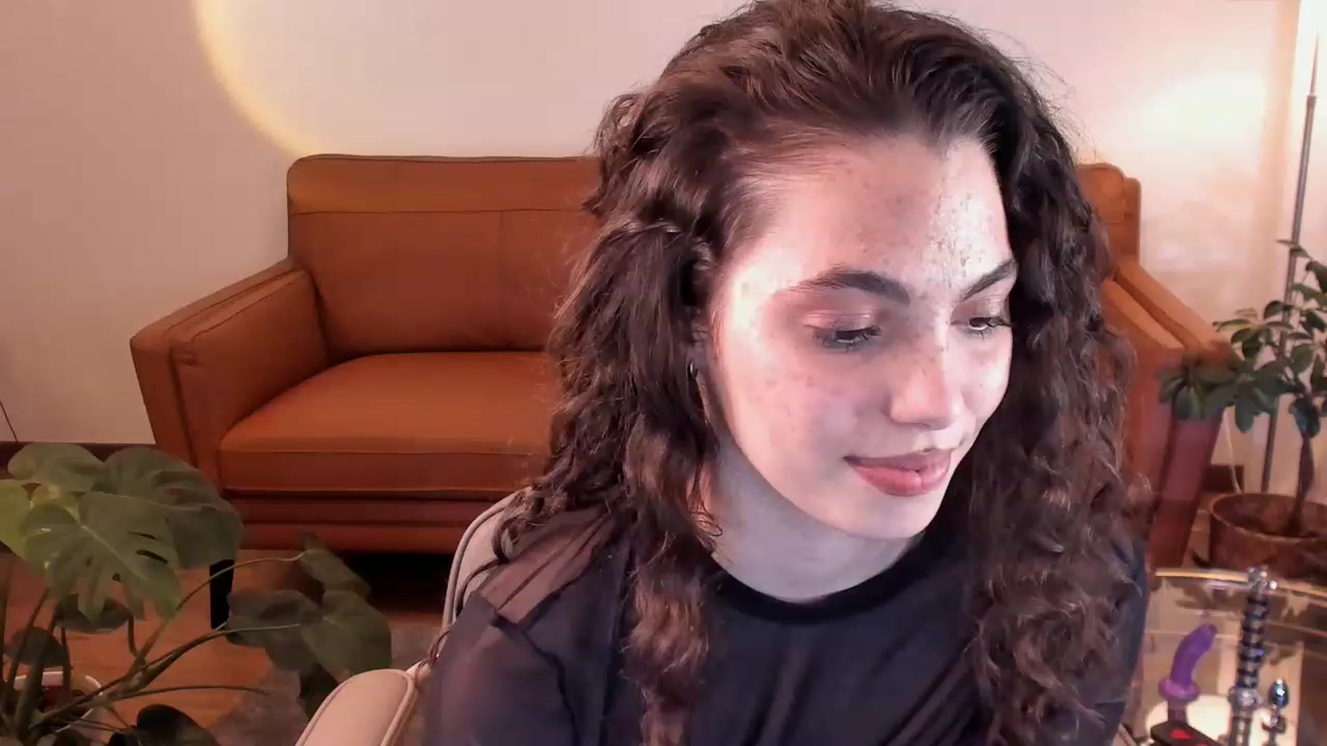 Gallery image thumbnail from Curly_charli's myfreecams stream on, 11/19/2022, 01:55 image 1 of 20