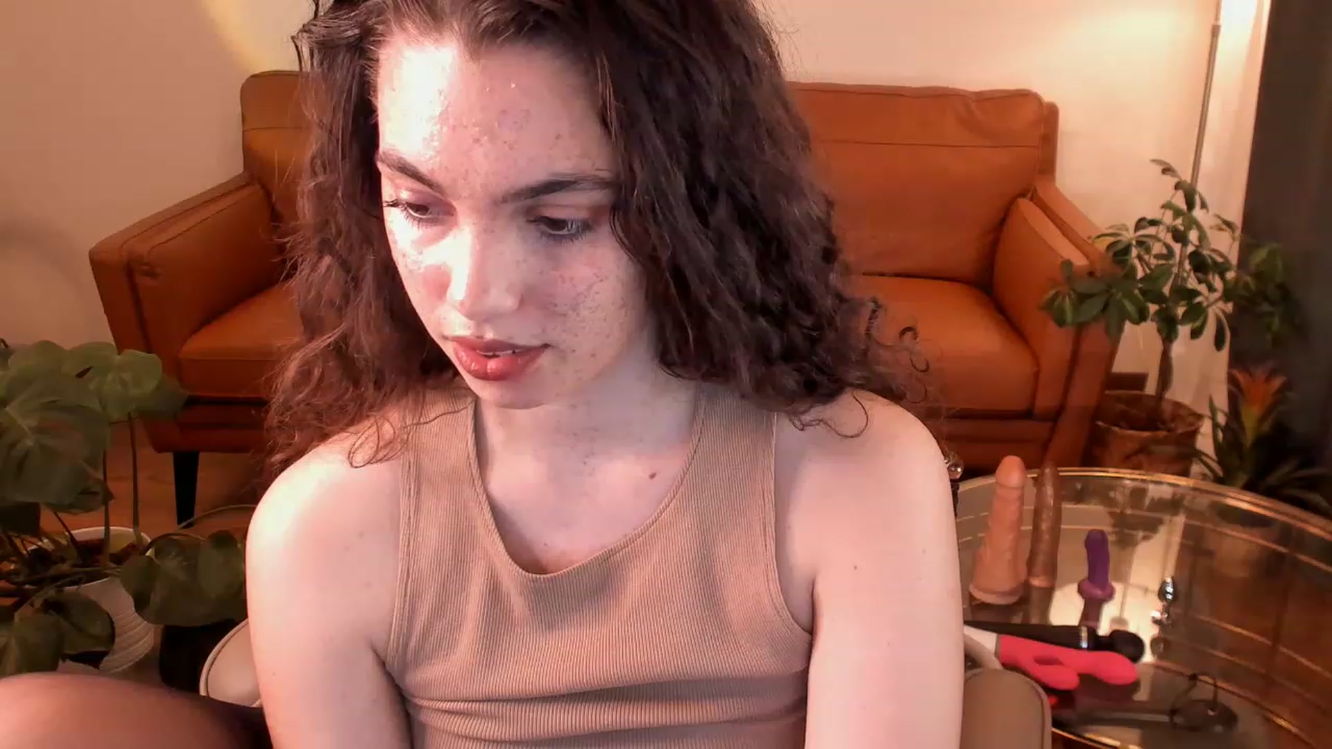 Gallery image thumbnail from Curly_charli's myfreecams stream on, 11/24/2022, 23:15 image 15 of 20