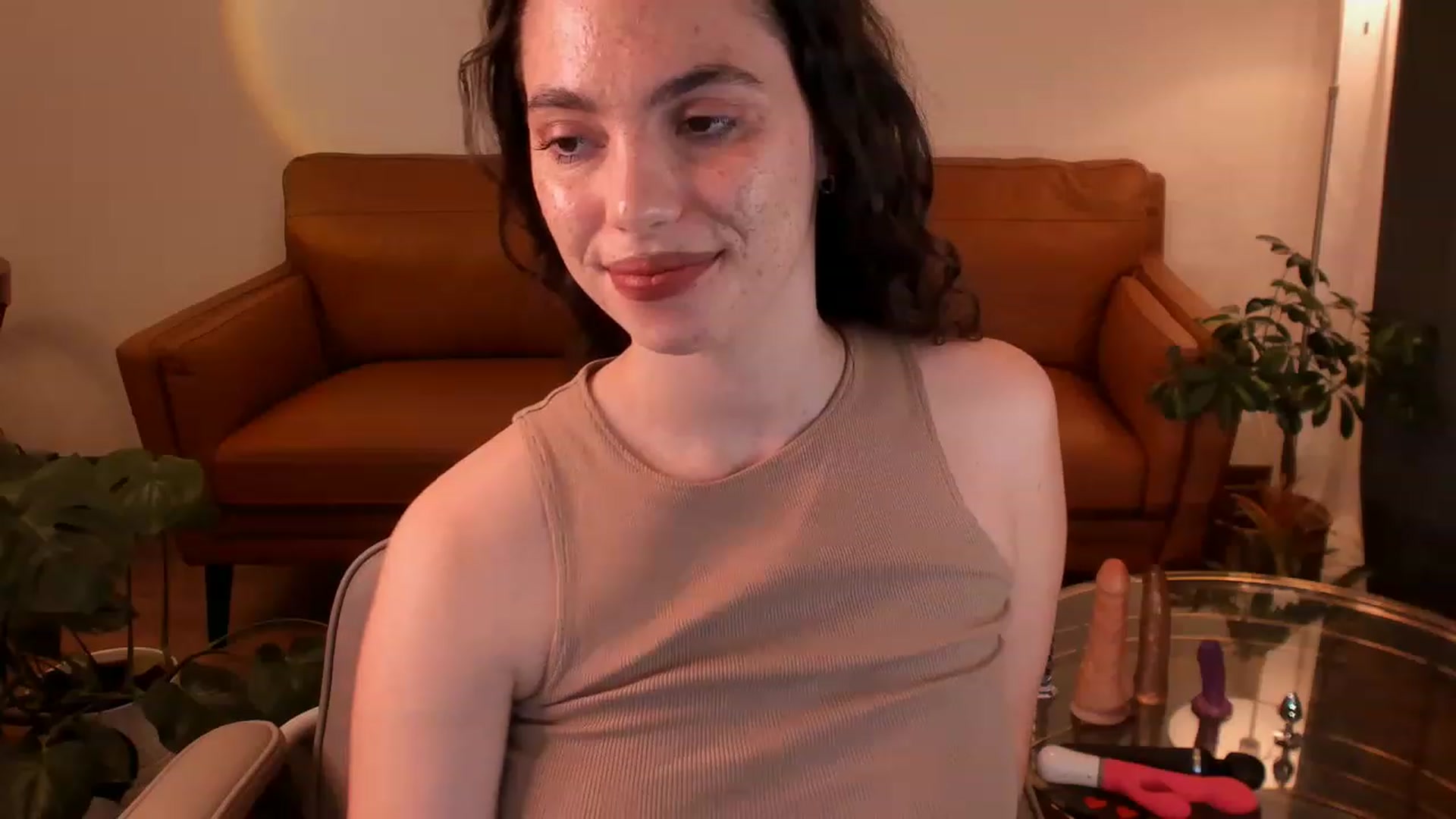 Gallery image thumbnail from Curly_charli's myfreecams stream on, 11/25/2022, 24:16 image 9 of 20