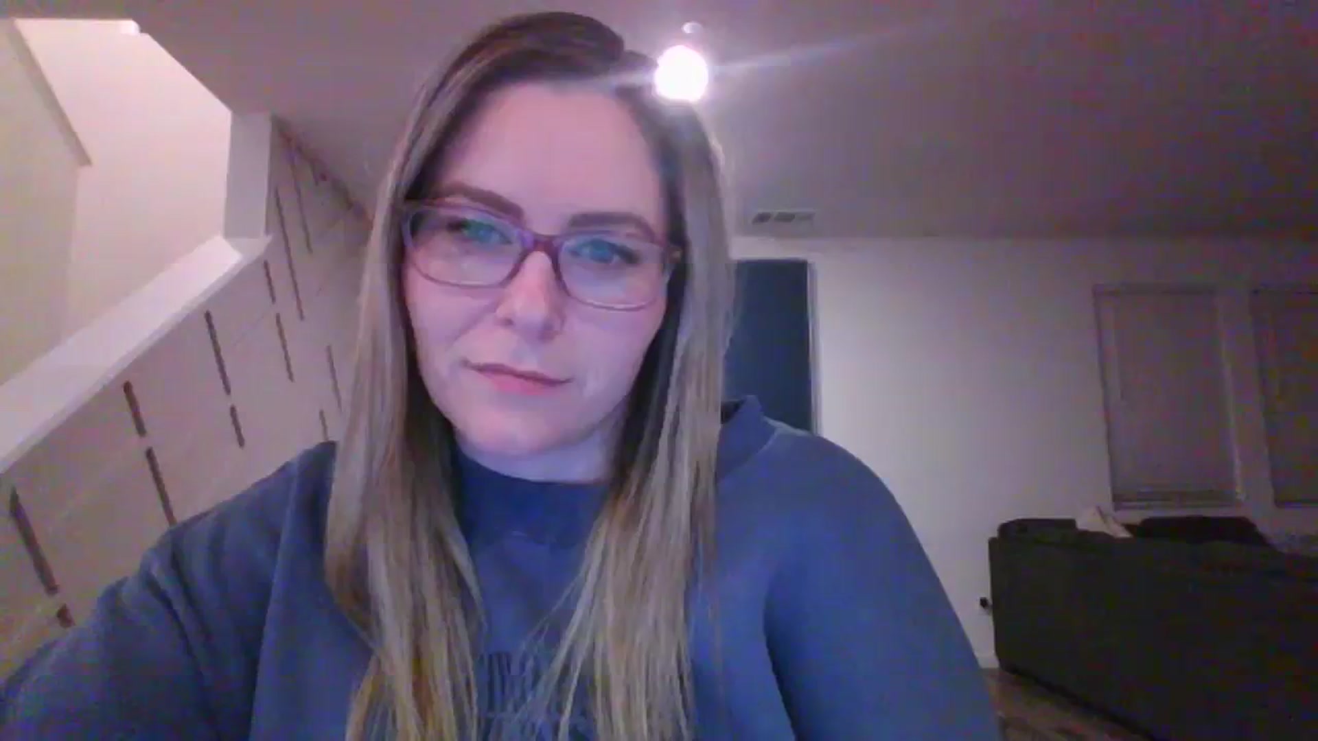 Gallery image thumbnail from CurvyCutie21's myfreecams stream on, 09/18/2023, 07:32 image 10 of 20