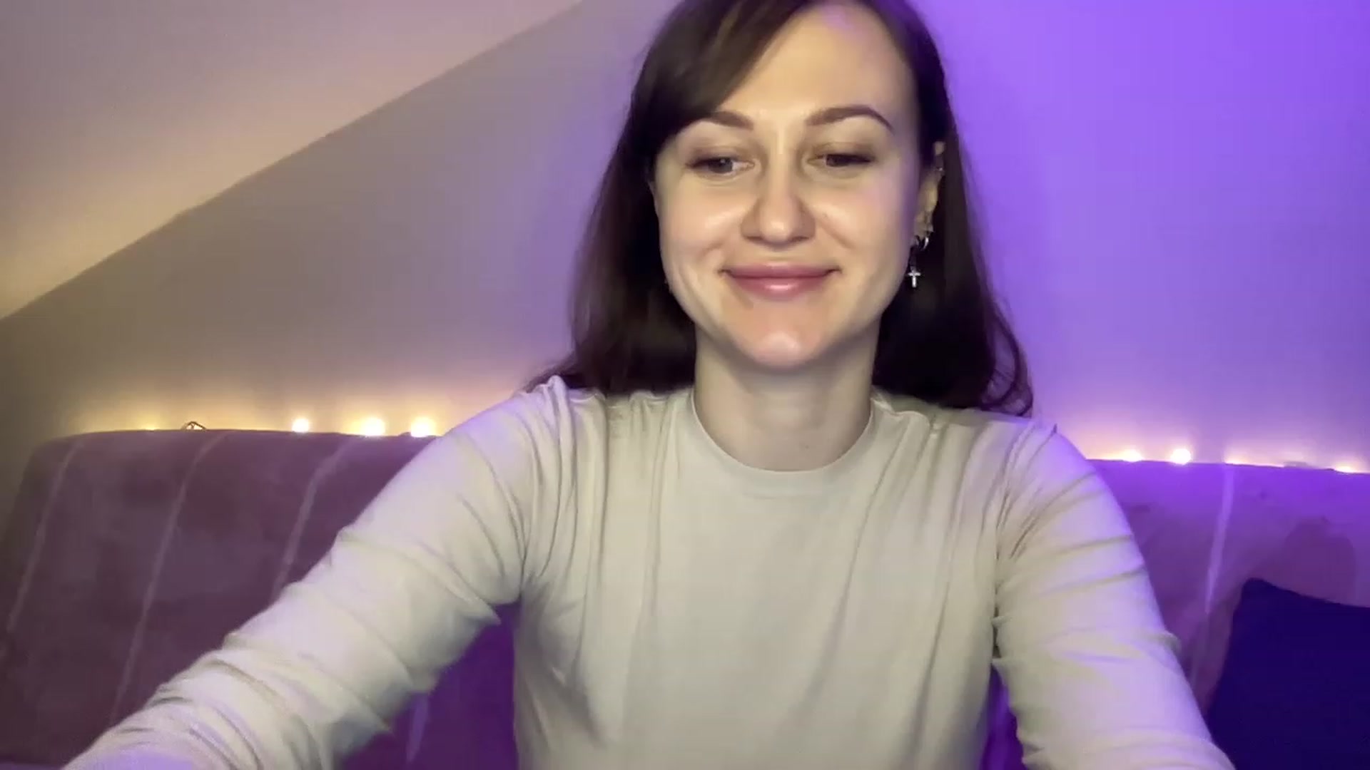 Gallery image thumbnail from Curvy_Bae's myfreecams stream on, 02/05/2023, 16:27 image 10 of 20