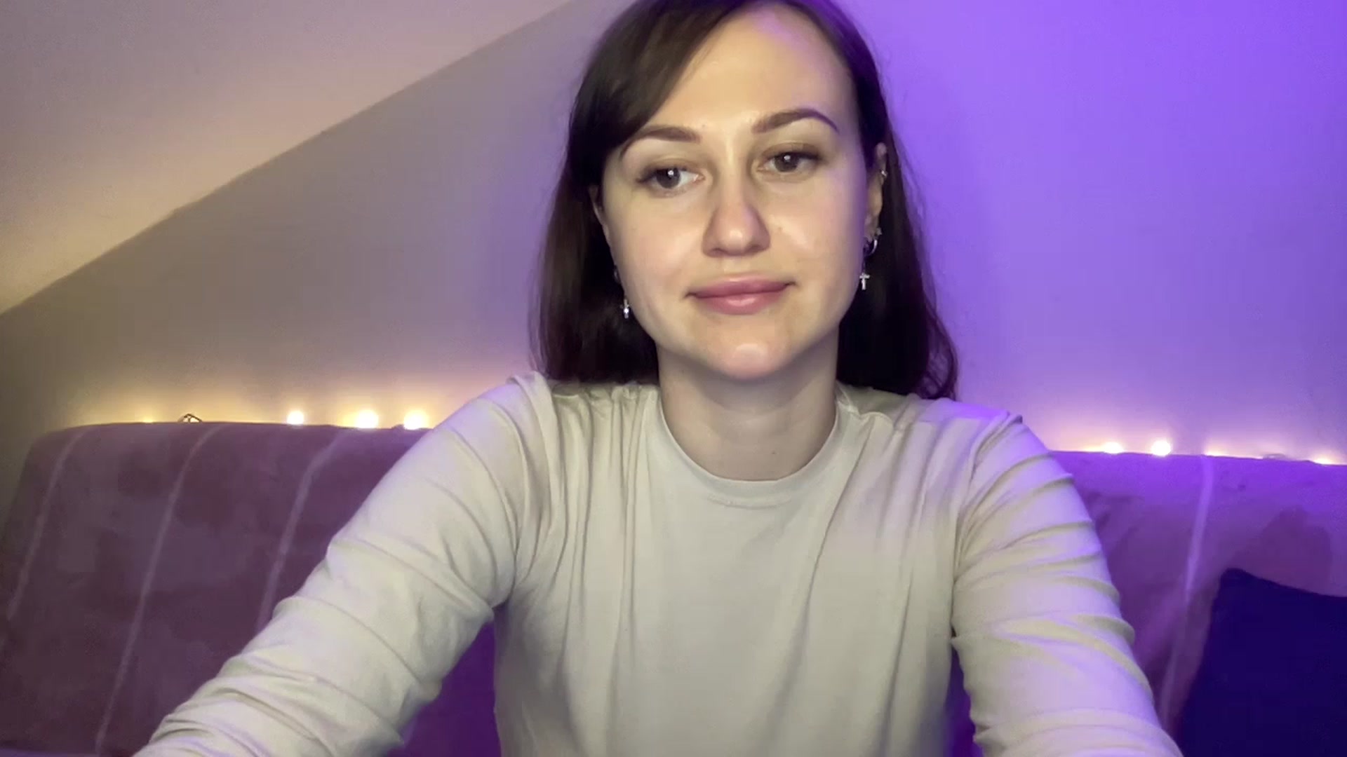 Gallery image thumbnail from Curvy_Bae's myfreecams stream on, 02/05/2023, 16:27 image 8 of 20