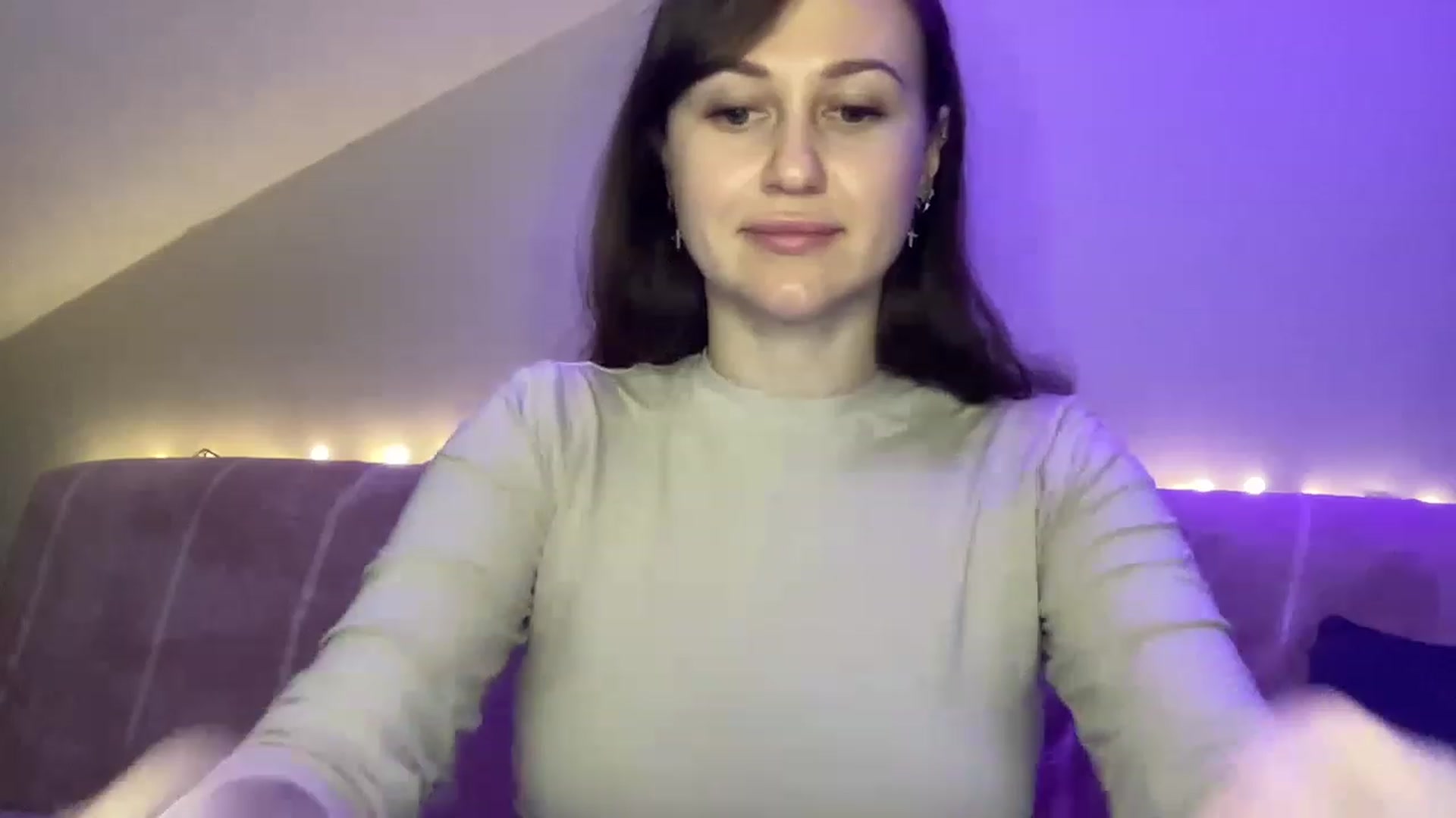 Gallery image thumbnail from Curvy_Bae's myfreecams stream on, 02/05/2023, 16:27 image 13 of 20