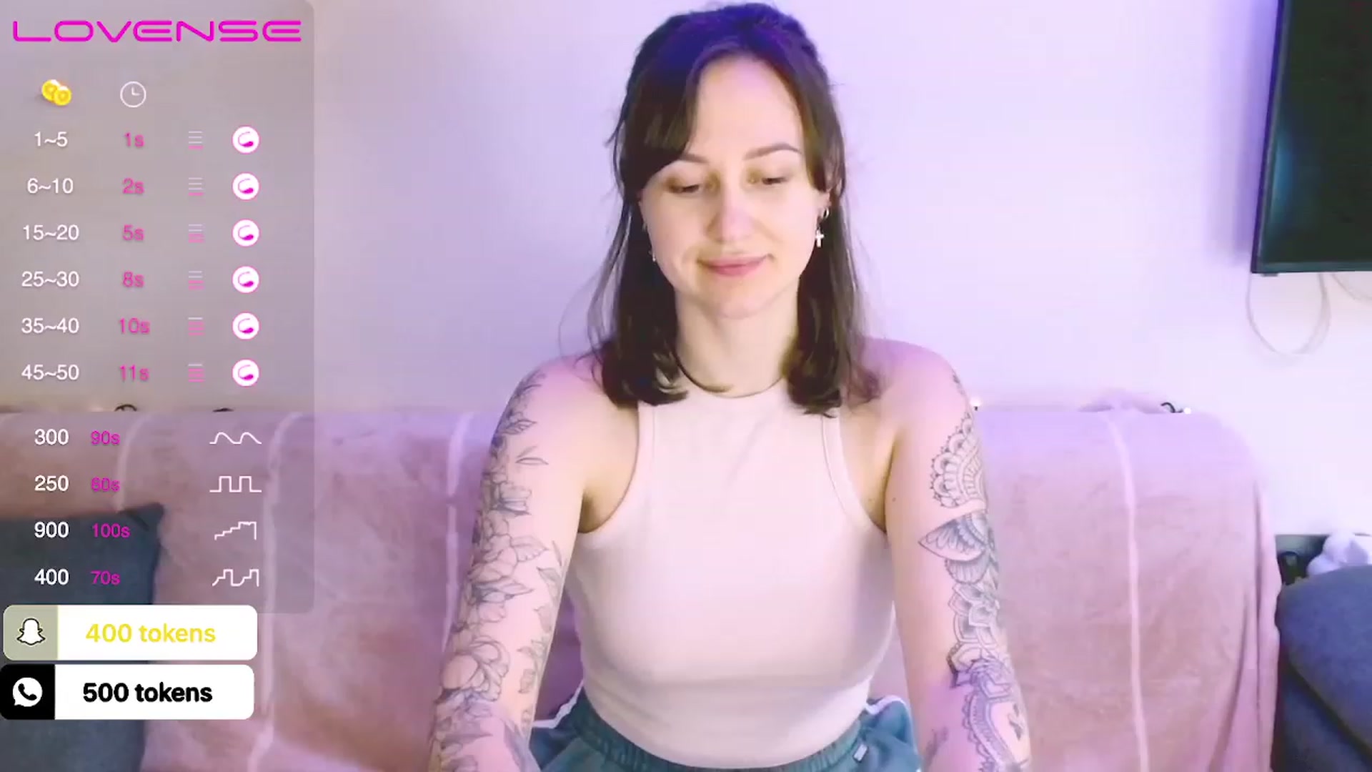 Gallery image thumbnail from Curvy_Bae's myfreecams stream on, 02/12/2023, 15:14 image 10 of 20