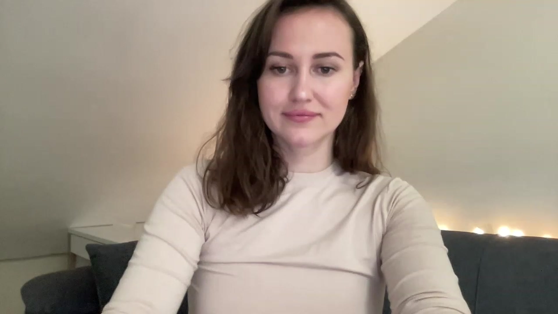 Gallery image thumbnail from Curvy_Bae's myfreecams stream on, 04/22/2023, 18:25 image 4 of 20